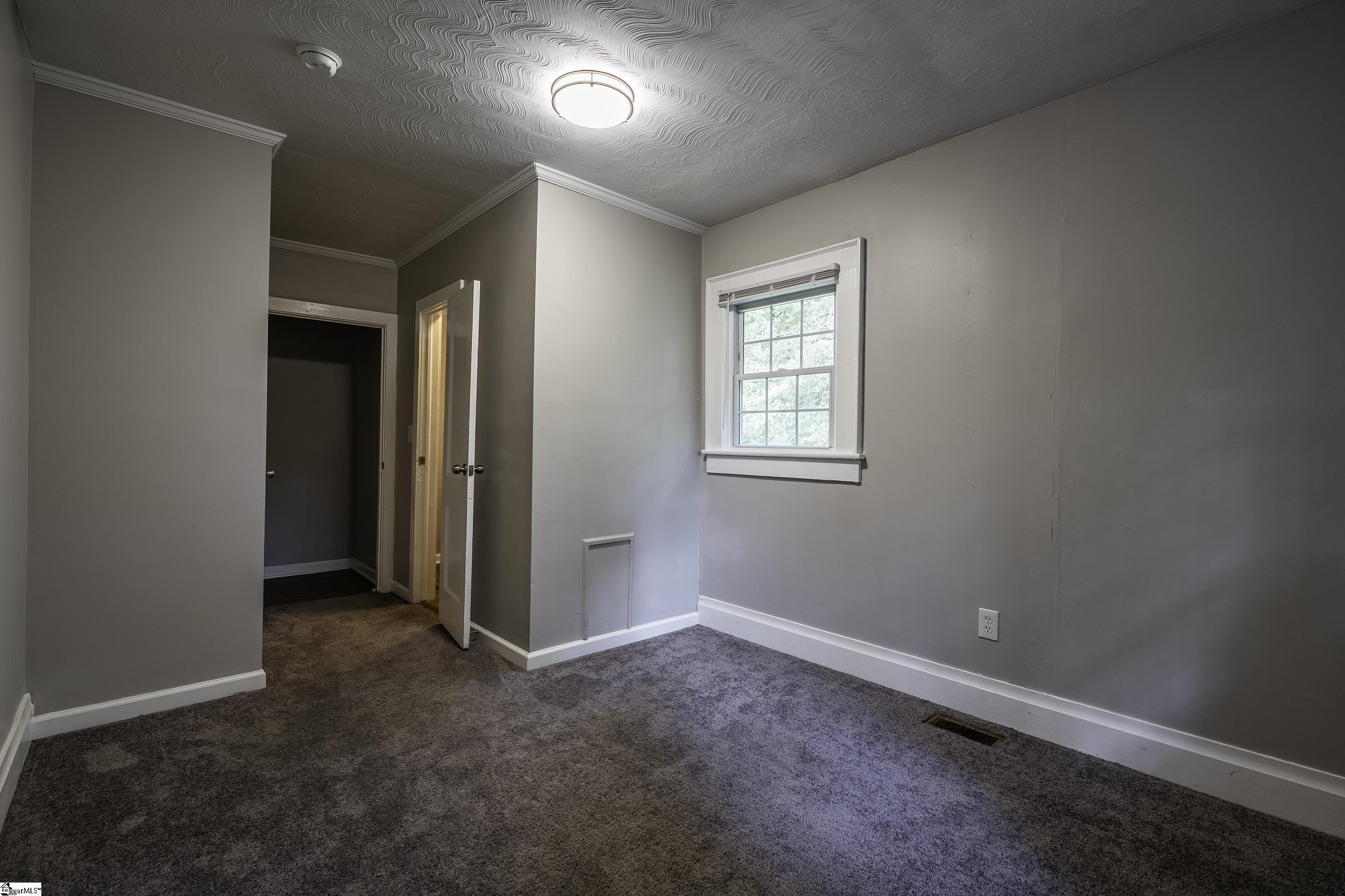 190 North Street Property Photo 29
