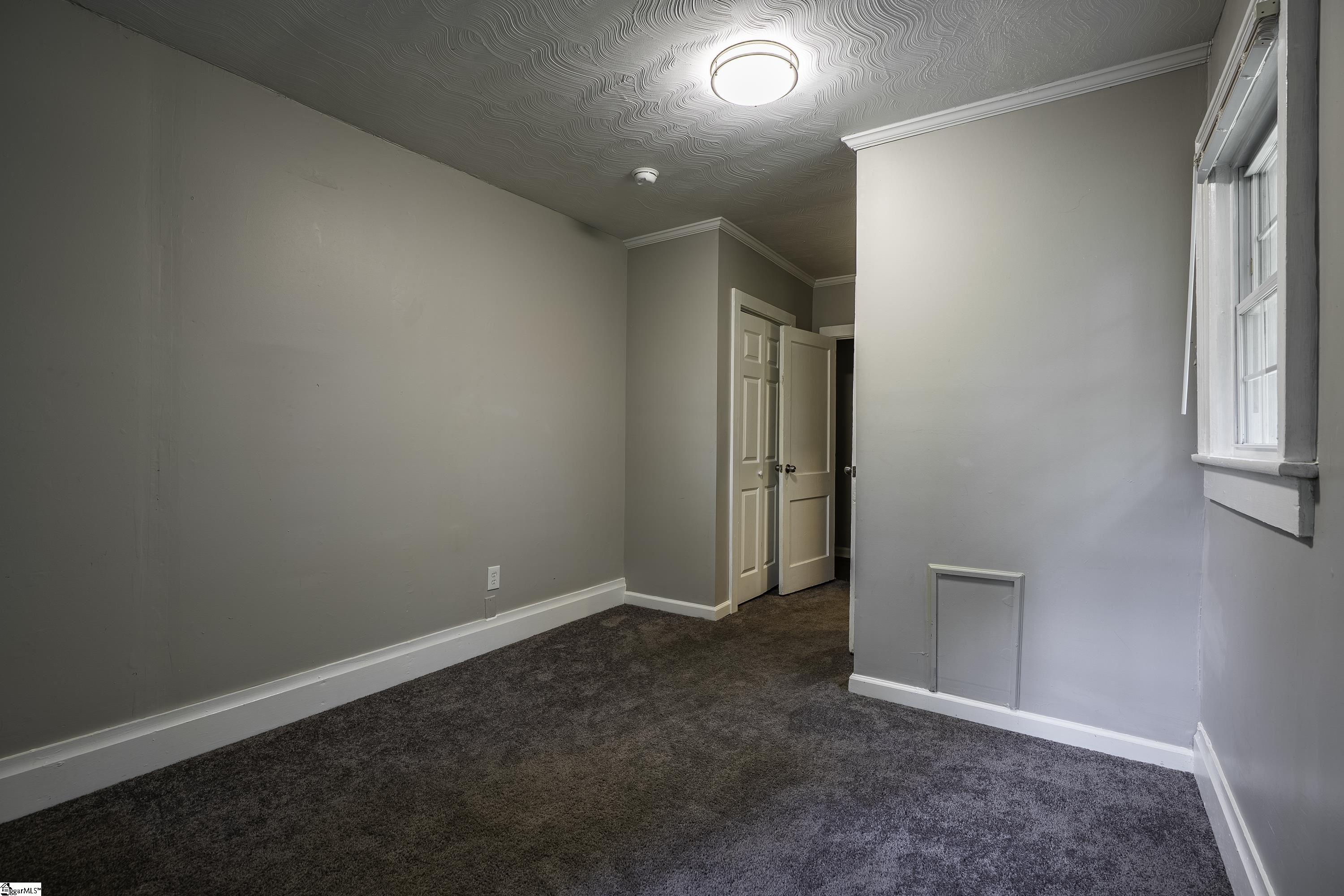 190 North Street Property Photo 30