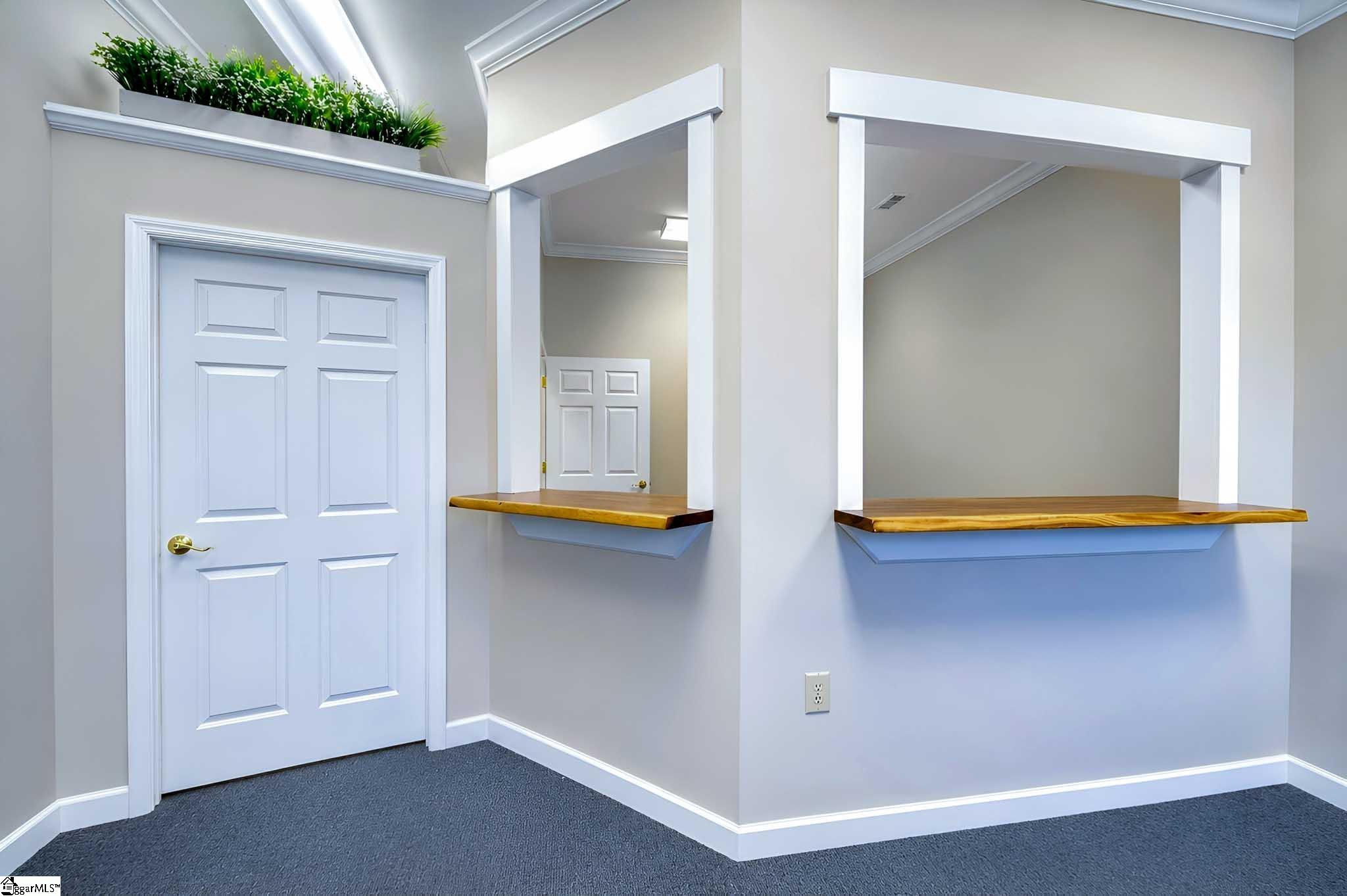 1594712 Property Photo 9