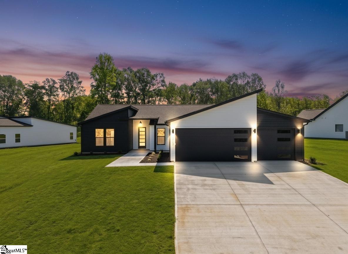 2027 Blessed Drive Property Photo 26