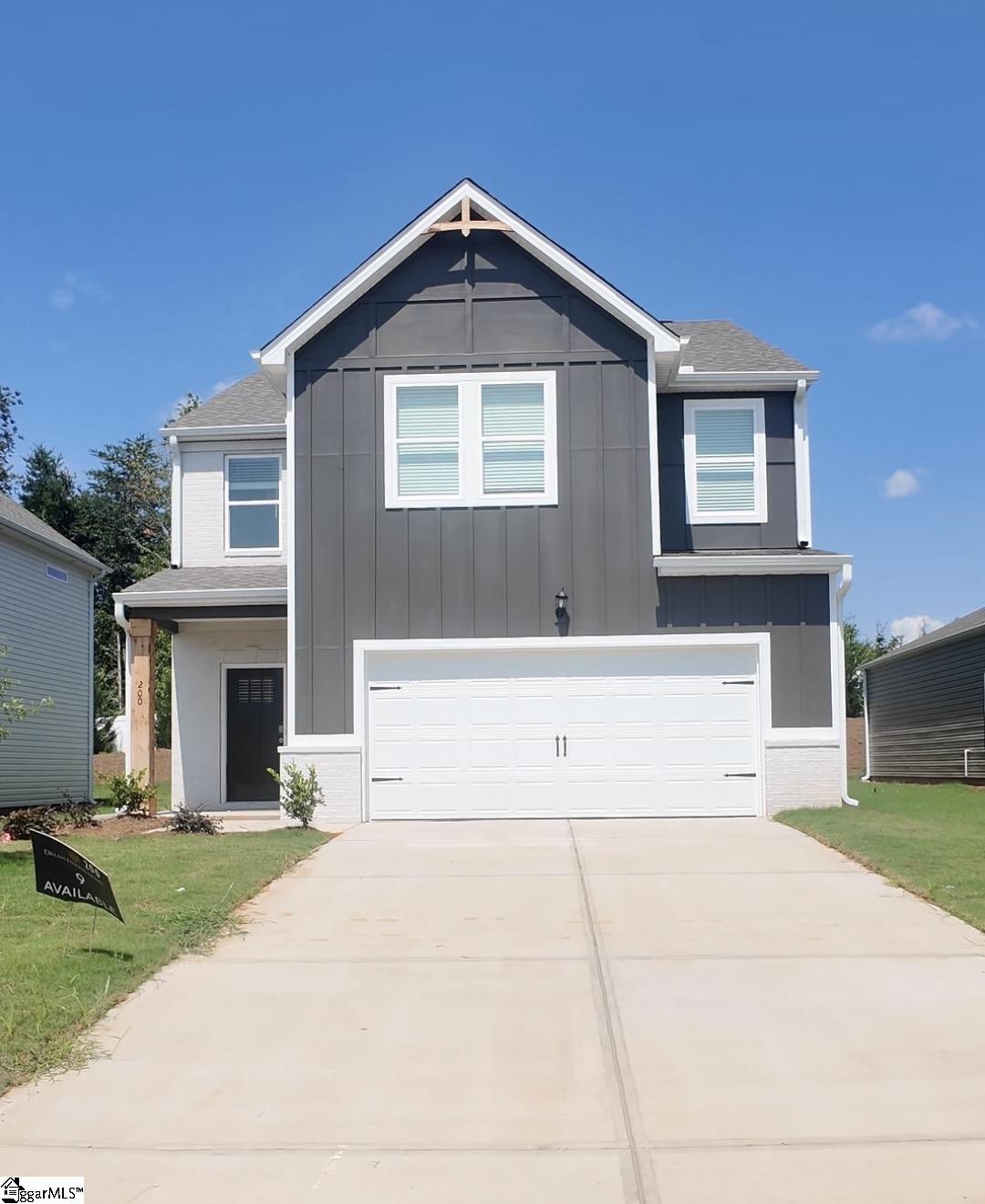 200 Juniper Valley Circle Property Photo 1