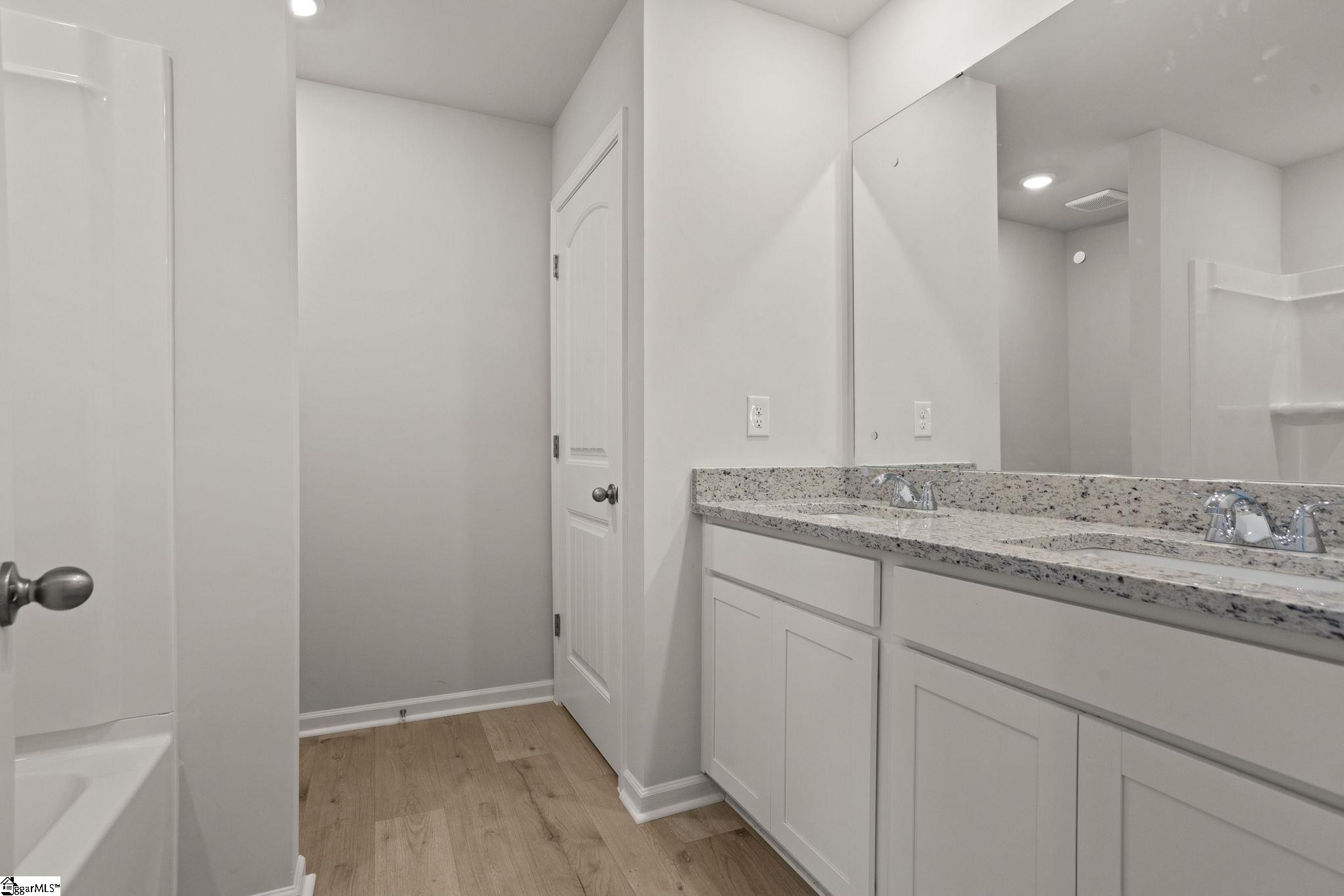 200 Juniper Valley Circle Property Photo 29