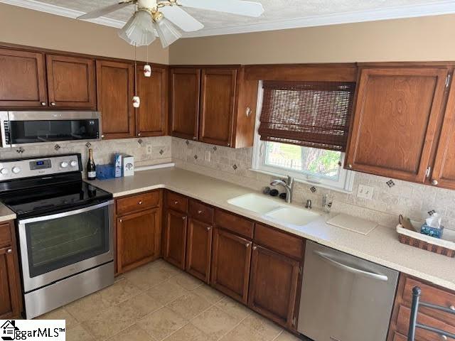40 Wood Pointe Drive Property Photo 2