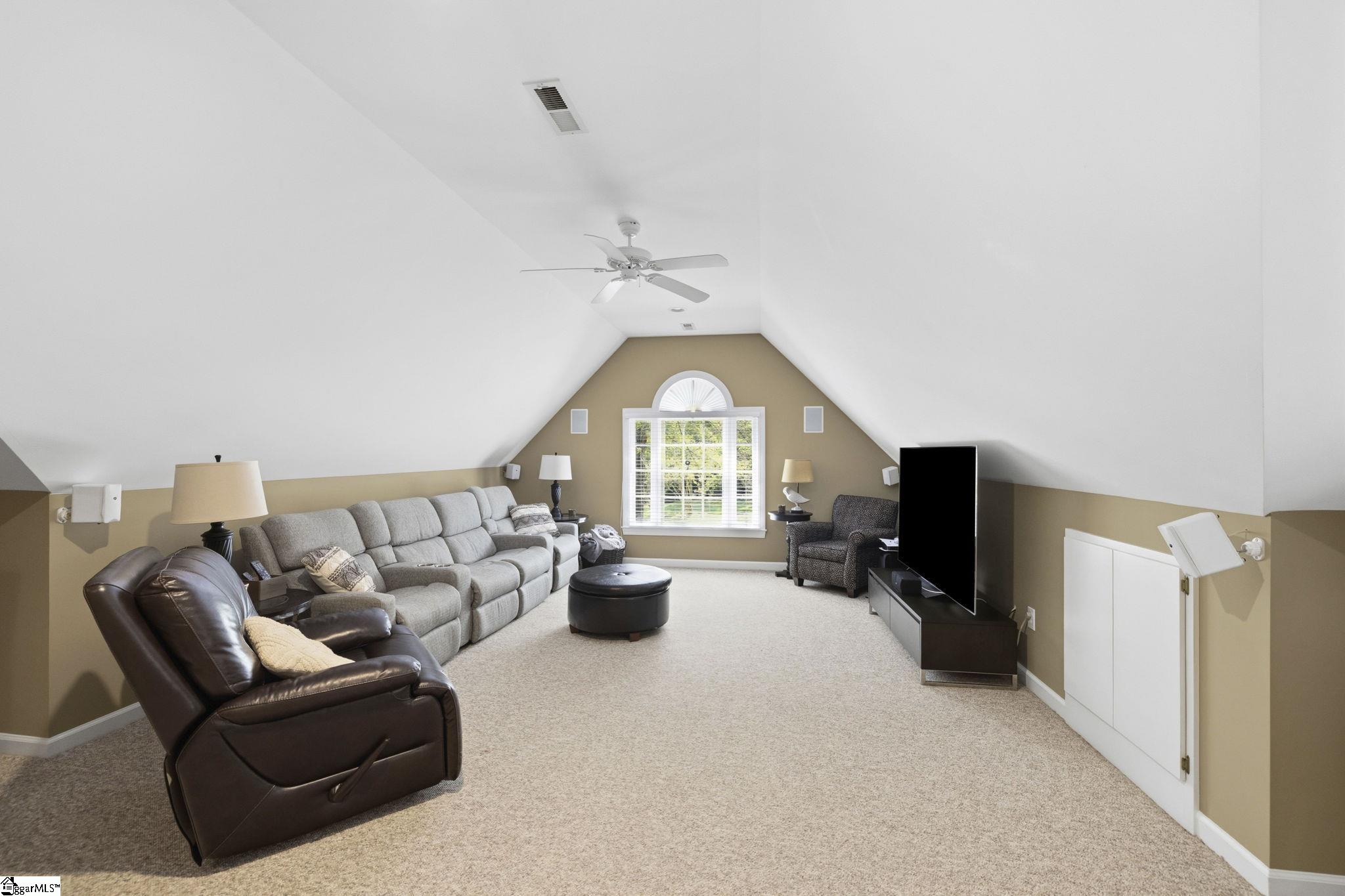 200 Pebble Creek Drive Property Photo 25