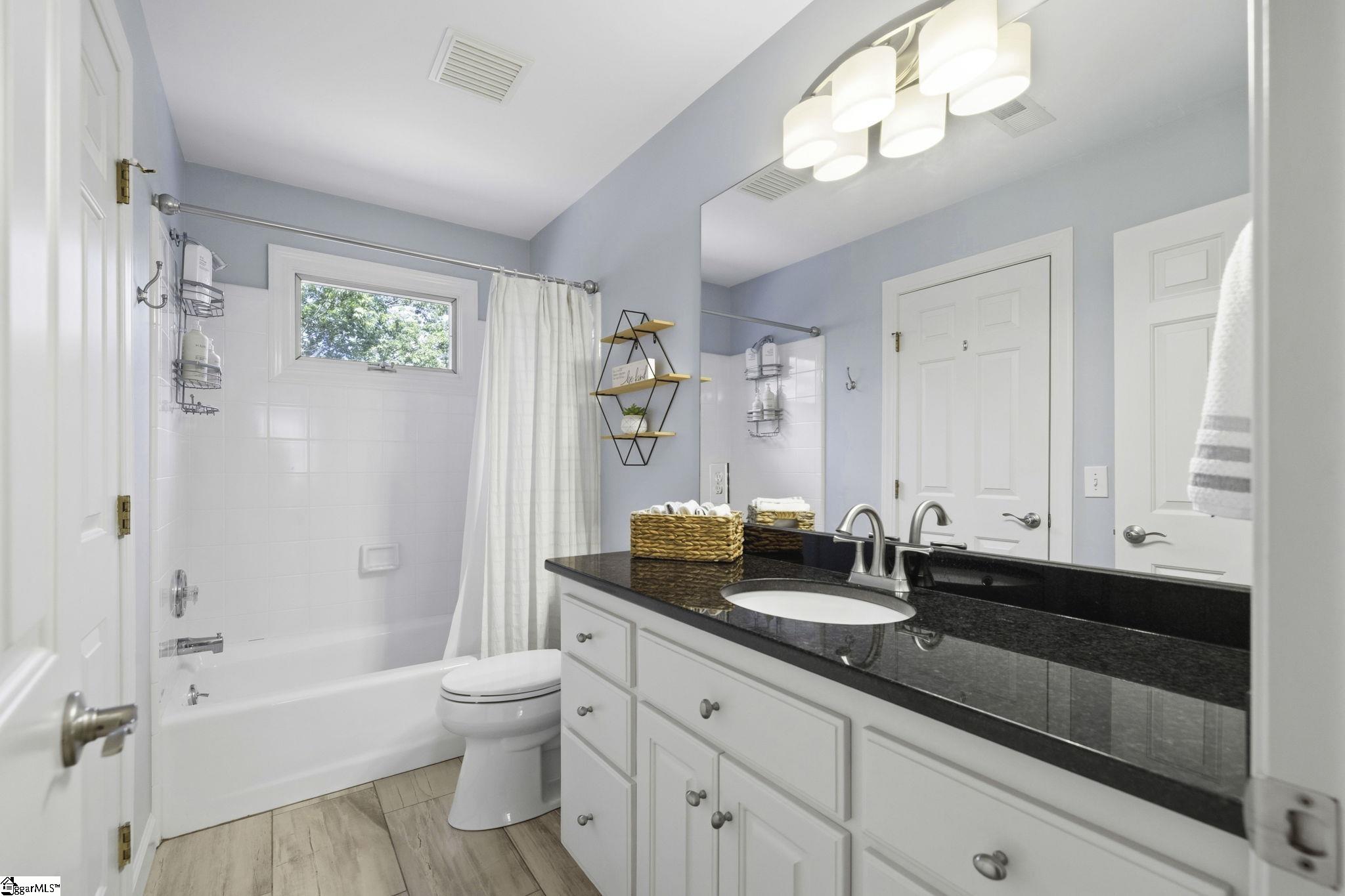 200 Pebble Creek Drive Property Photo 33
