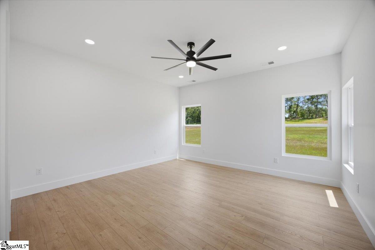 2033 Blessed Drive Property Photo 15
