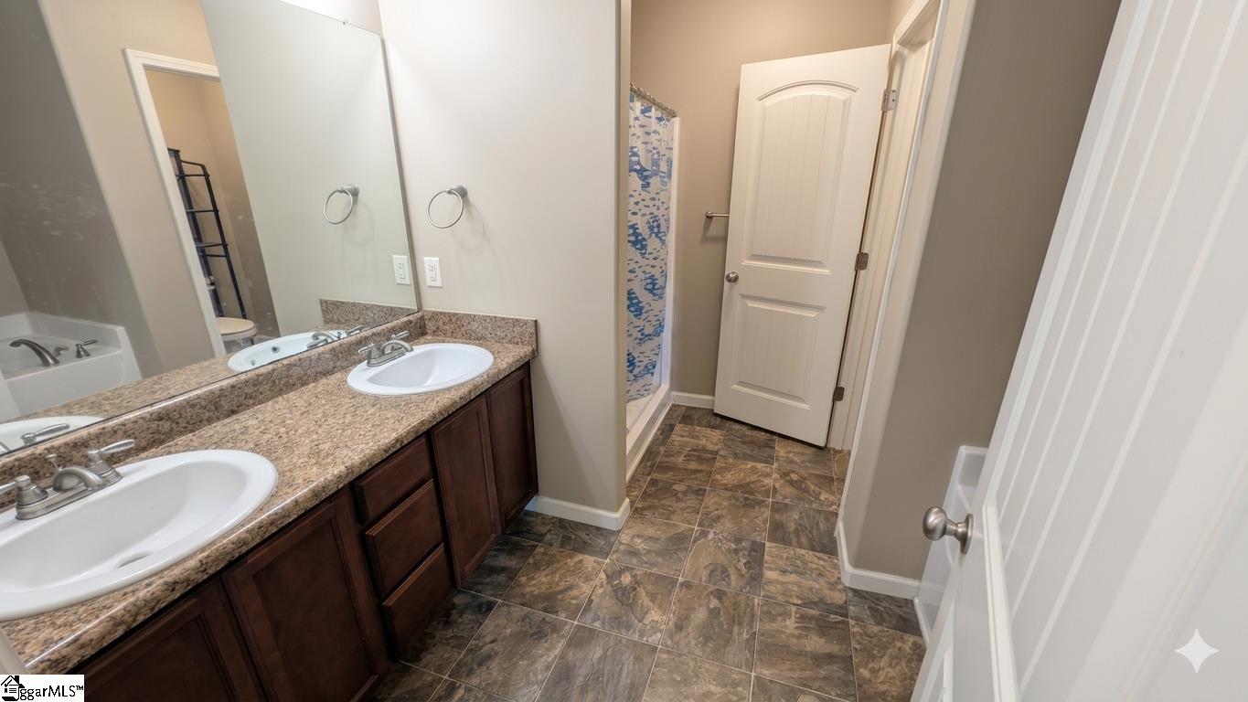 104 Terilyn Court Property Photo 10