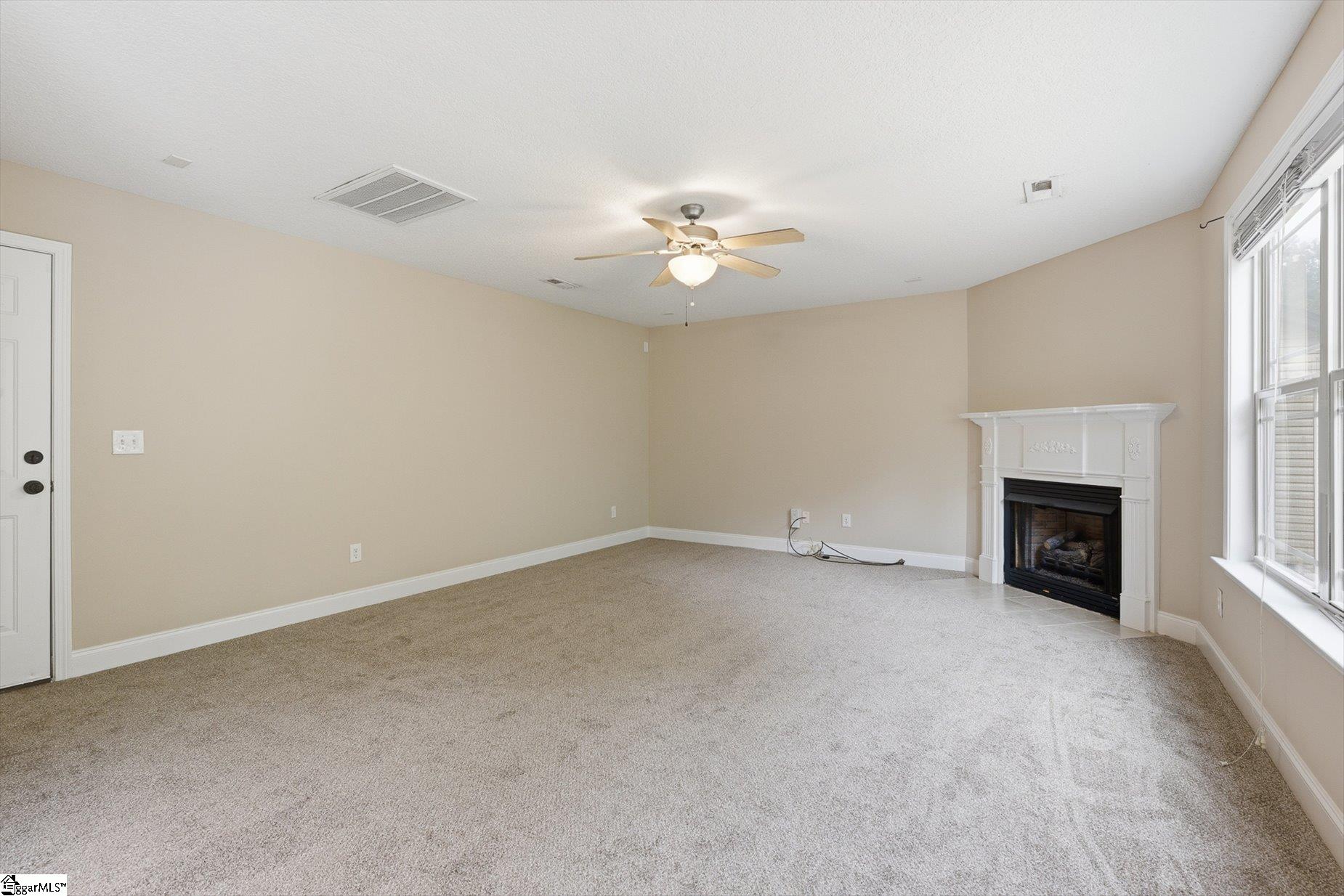 101 Tigris Way Property Photo 6