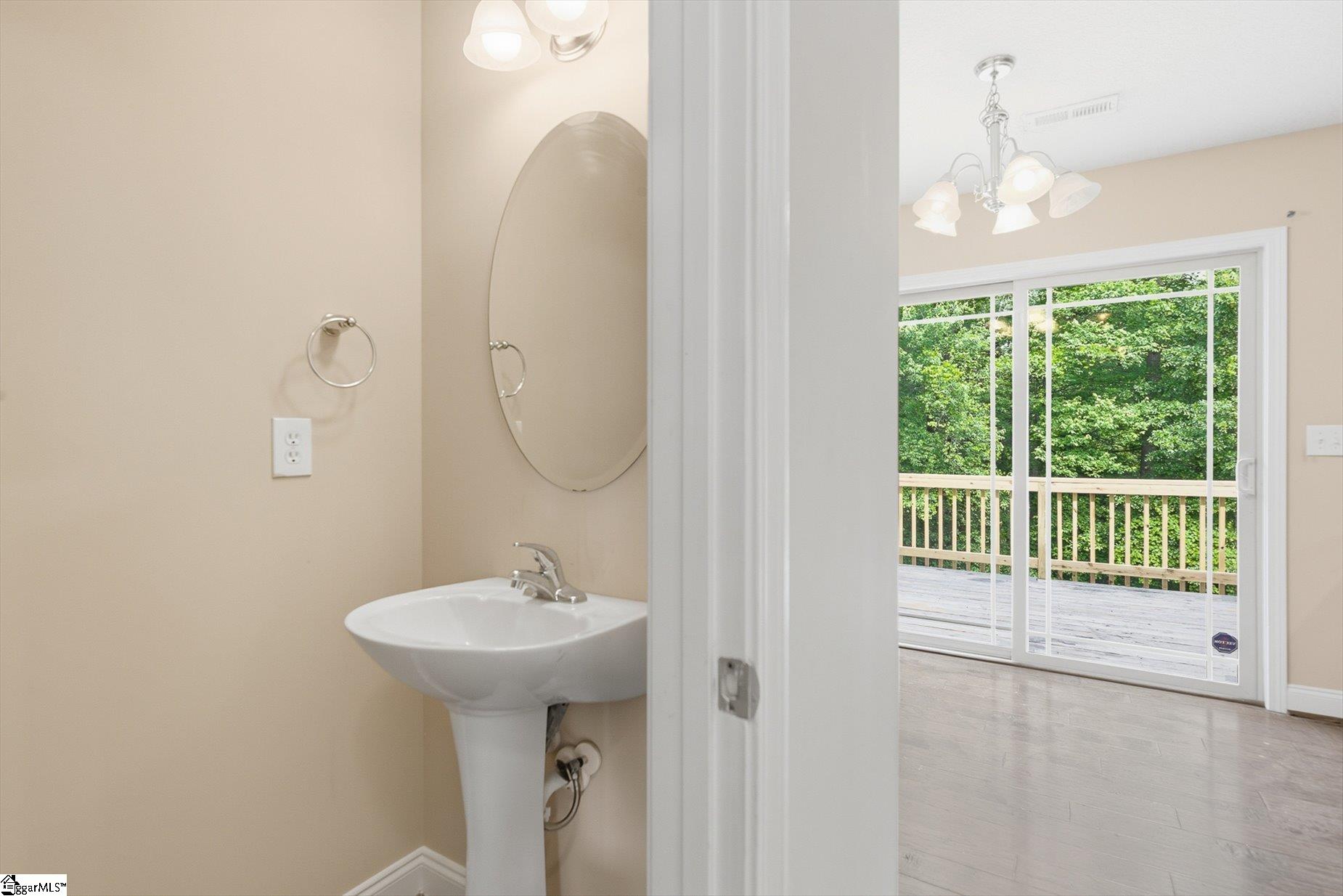 101 Tigris Way Property Photo 15