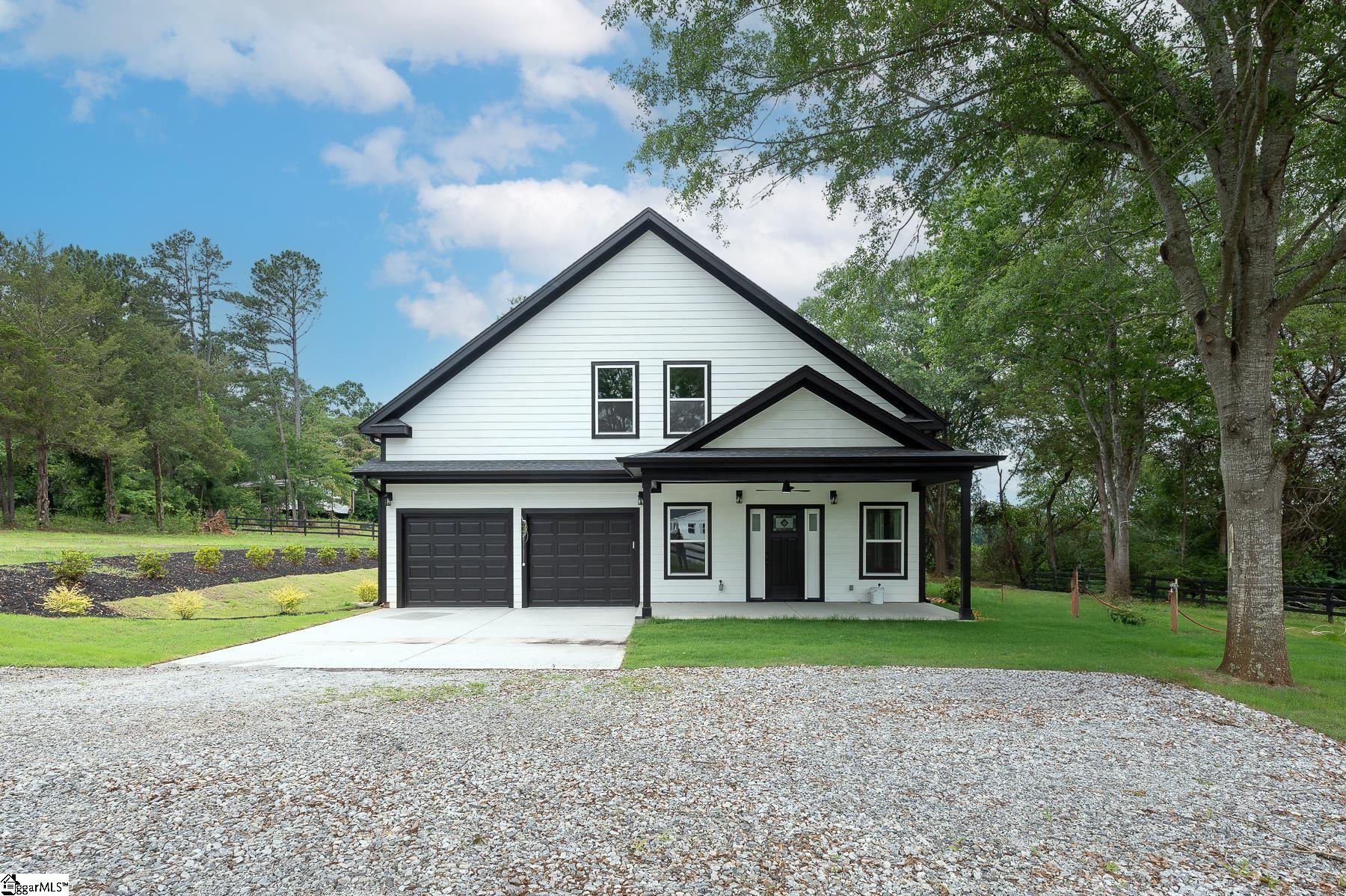 402 Wyatt Road Property Photo 2