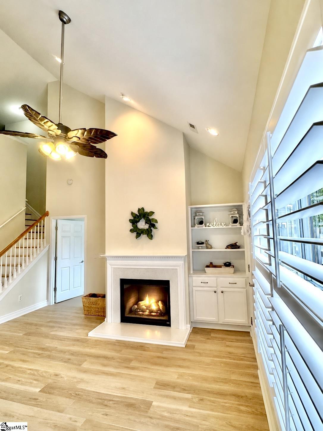 7 Rain Flower Drive Property Photo 6