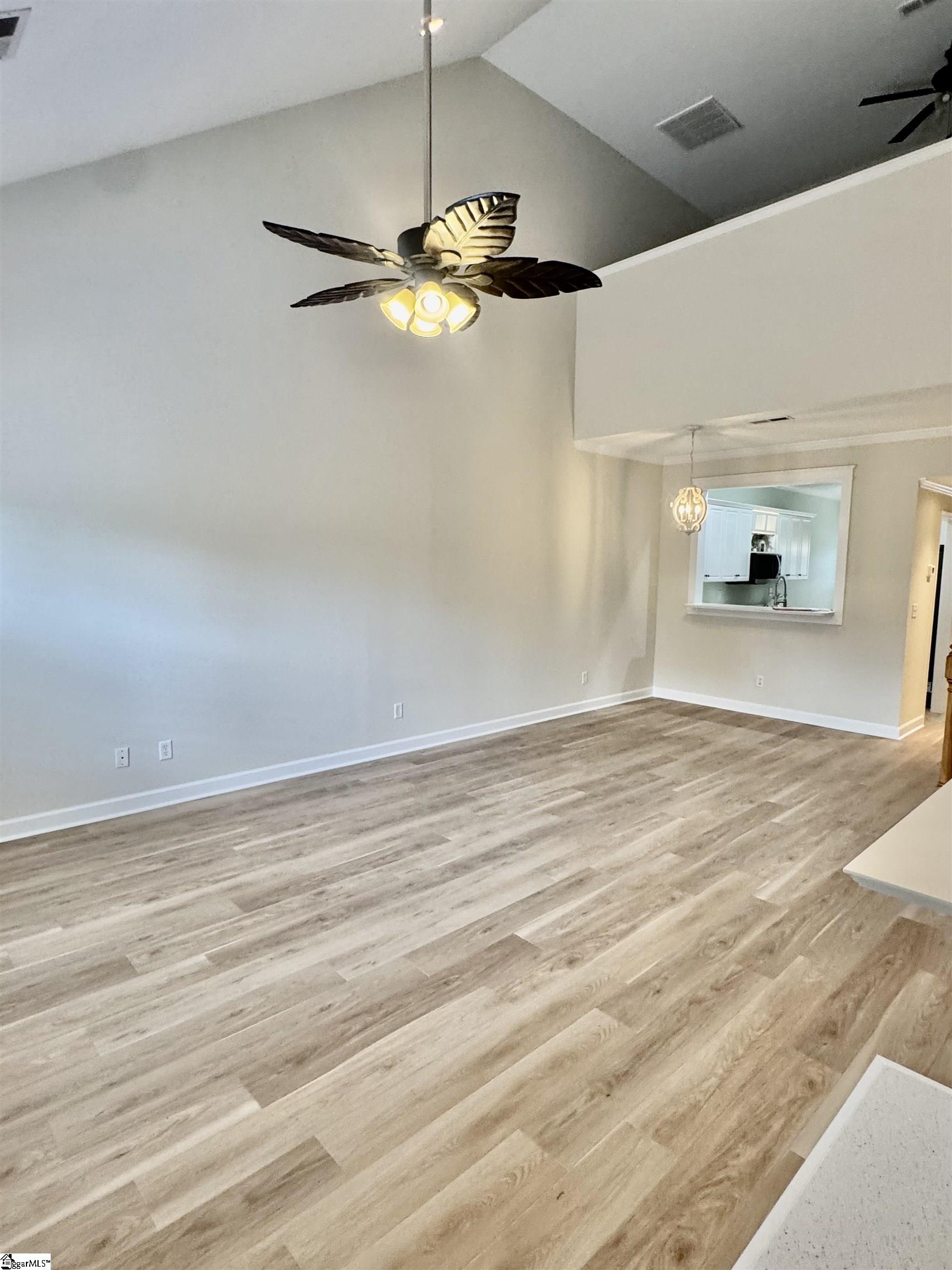 7 Rain Flower Drive Property Photo 9