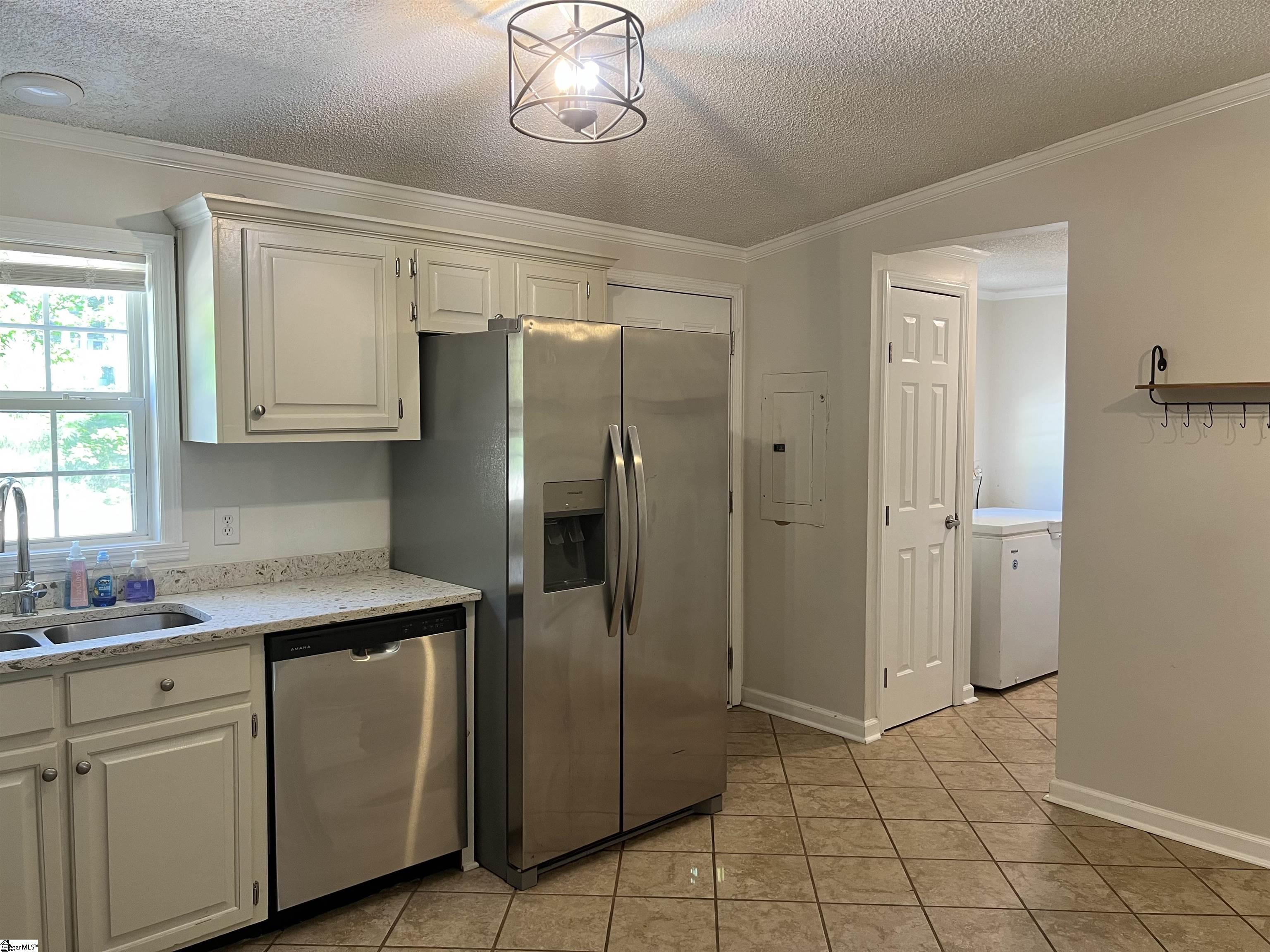 100 Wrentree Drive Property Photo 11