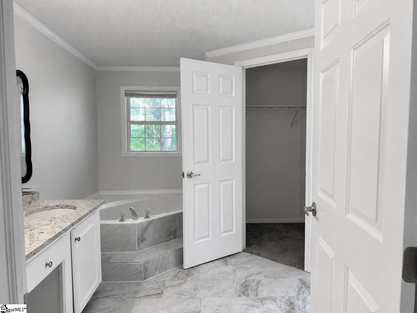 100 Wrentree Drive Property Photo 22