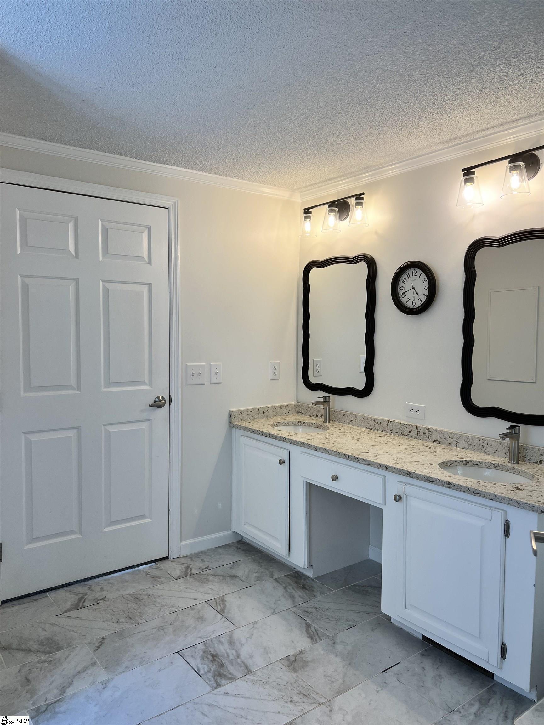 100 Wrentree Drive Property Photo 23