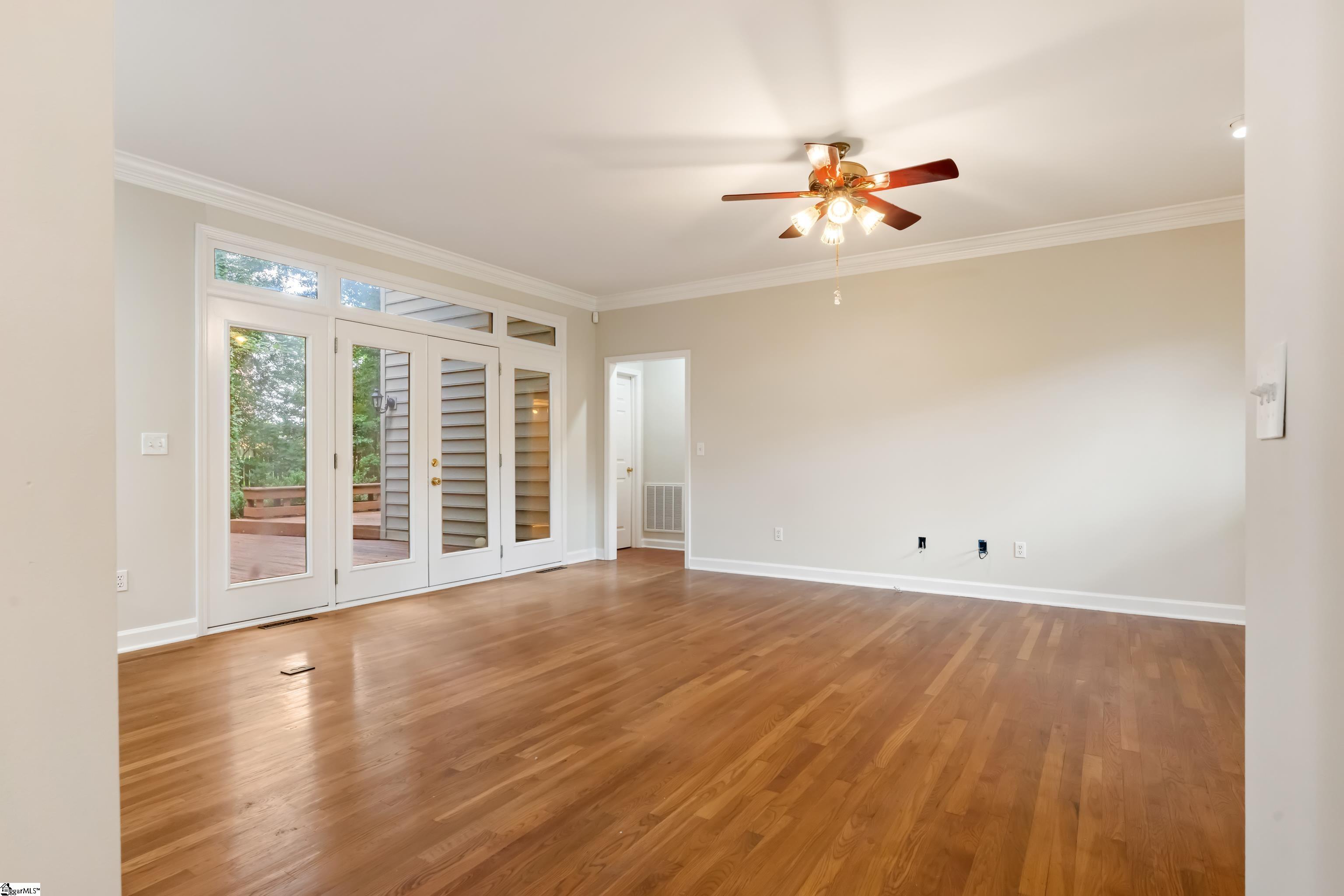1004 Neely Farm Drive Property Photo 5