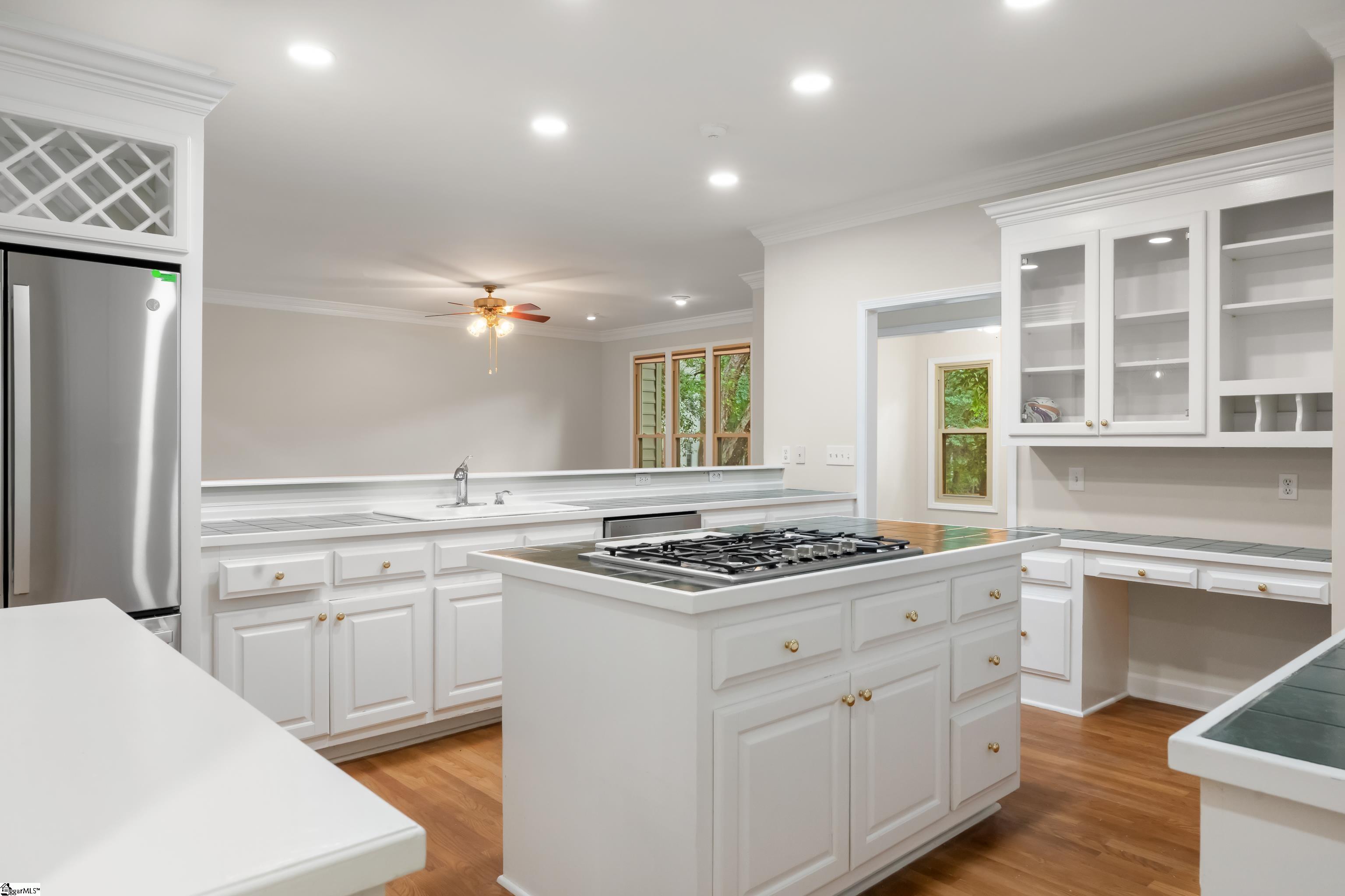 1004 Neely Farm Drive Property Photo 11