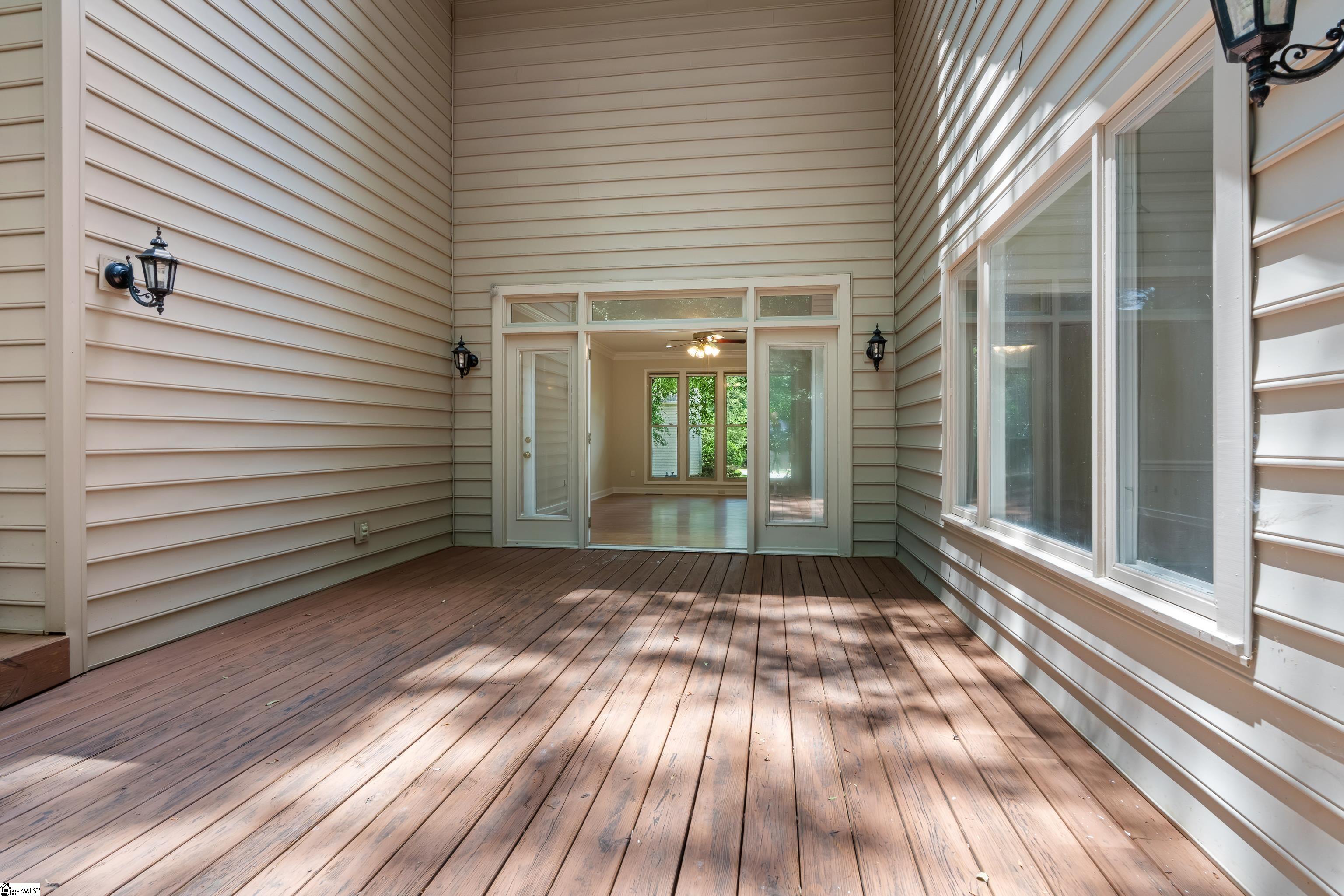 1004 Neely Farm Drive Property Photo 39