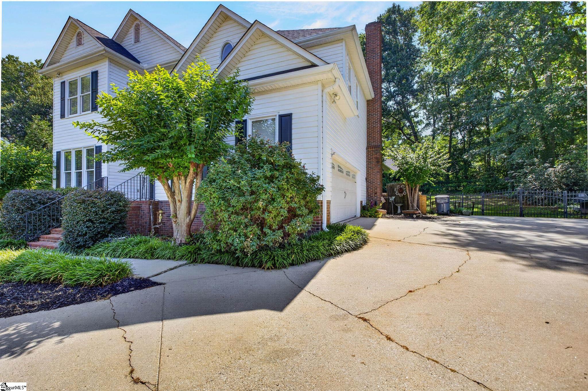 5 Huntsman Court Property Photo 4