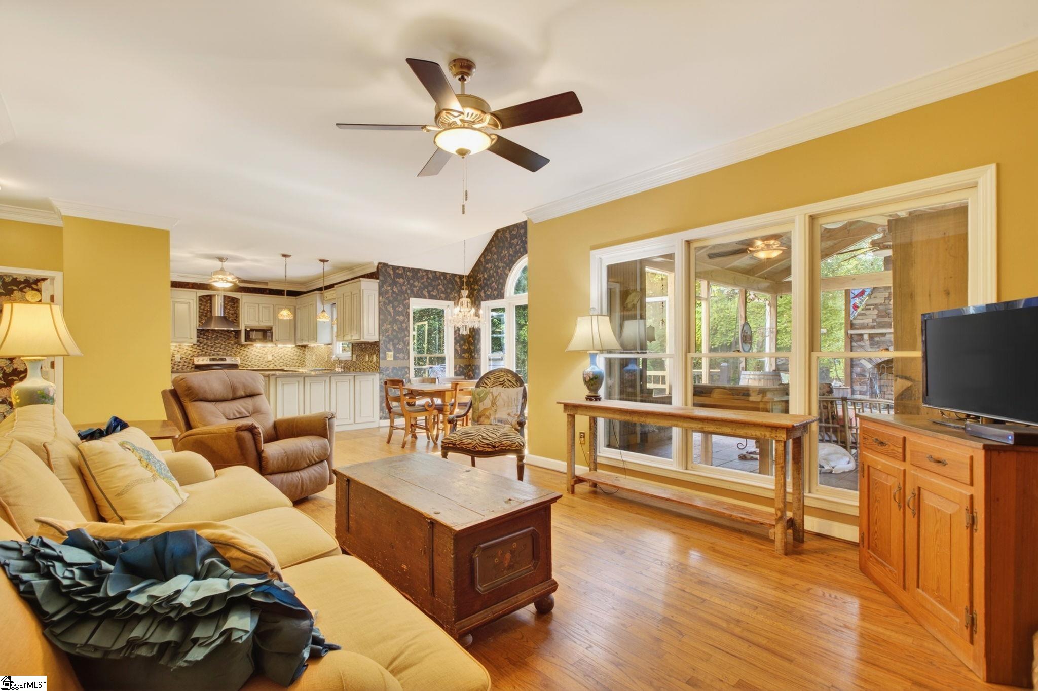 5 Huntsman Court Property Photo 26