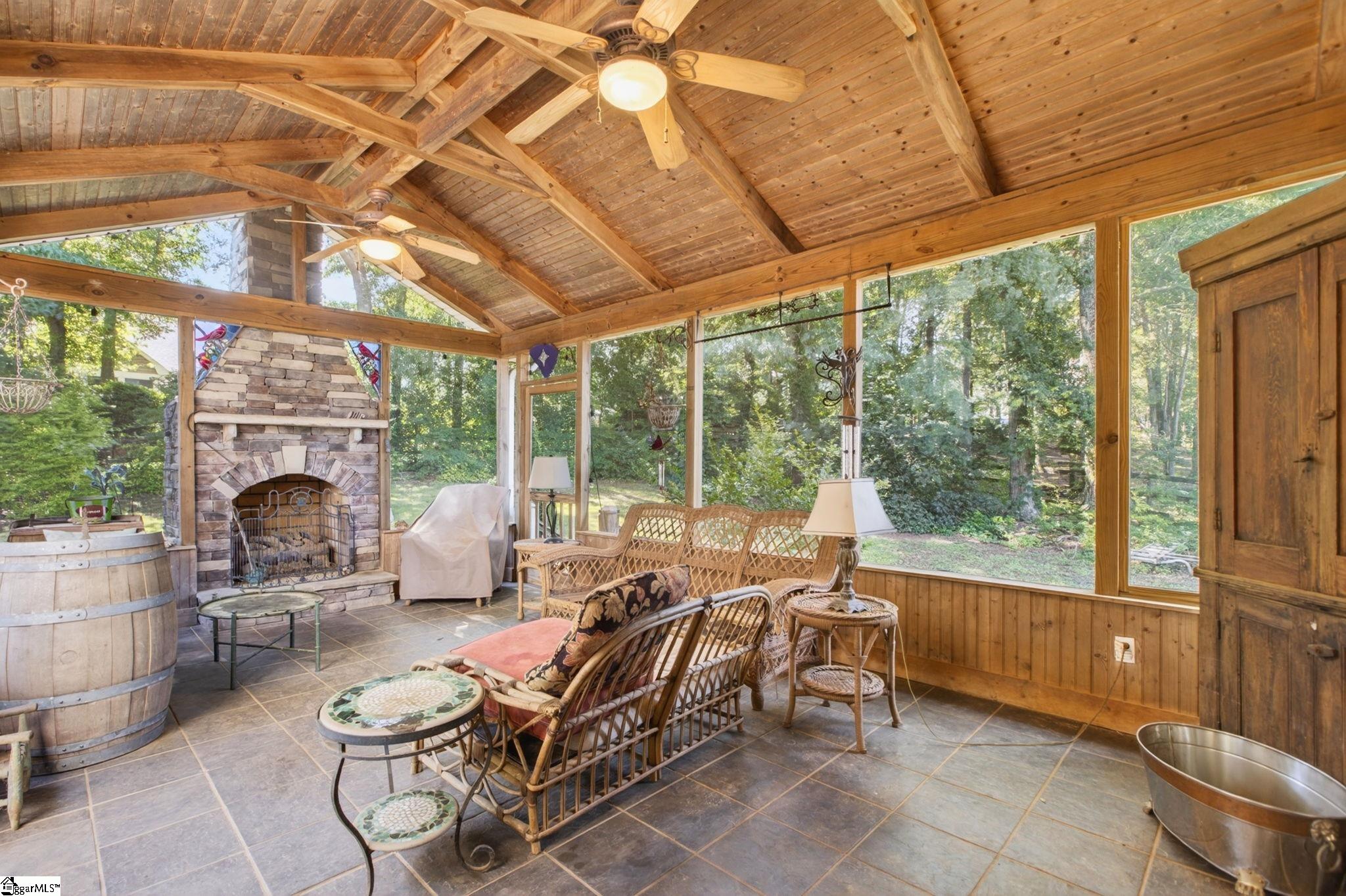 5 Huntsman Court Property Photo 40