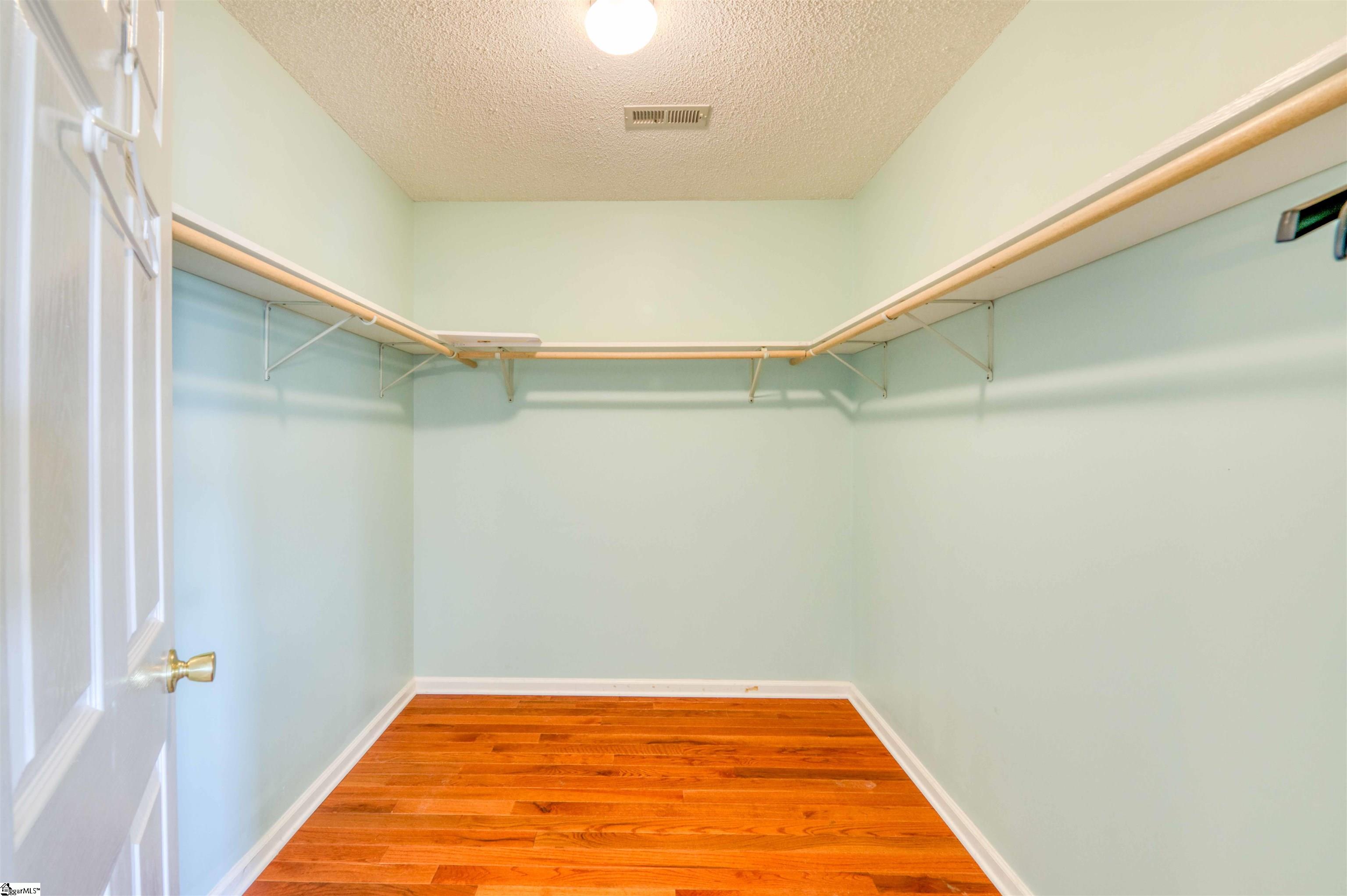 200 Leila Street Property Photo 19
