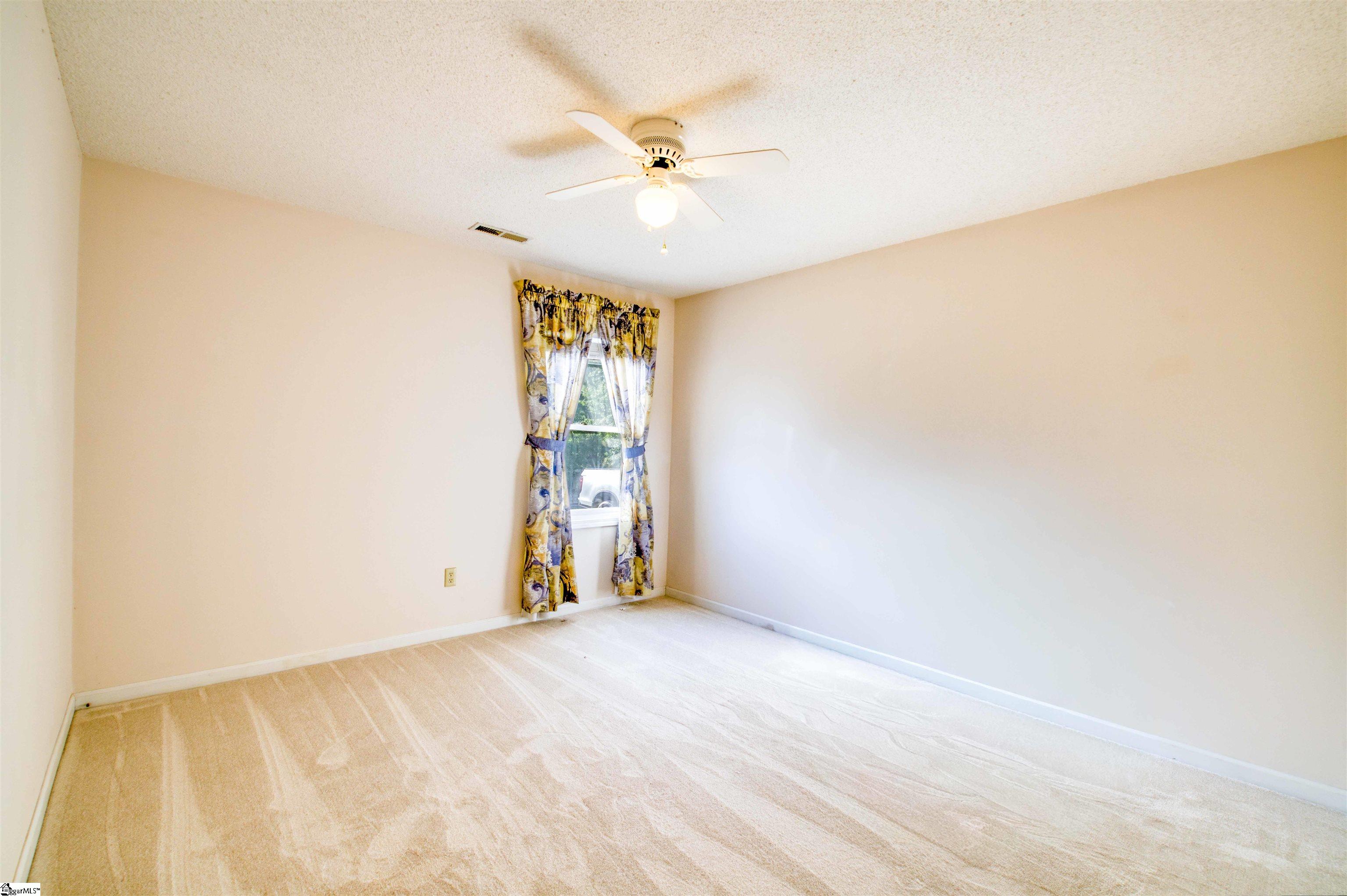 200 Leila Street Property Photo 23