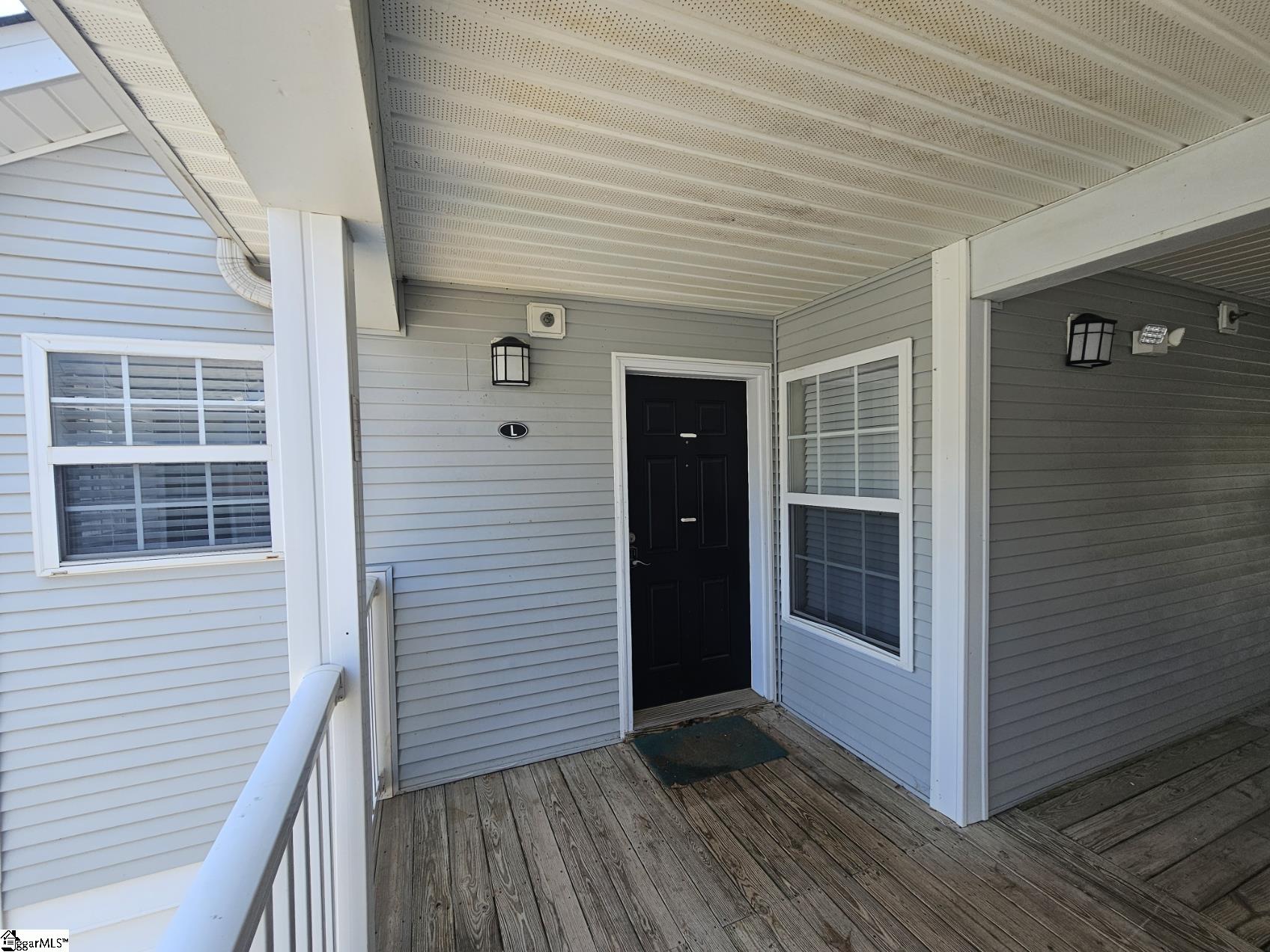188 University Village Drive Property Photo 2