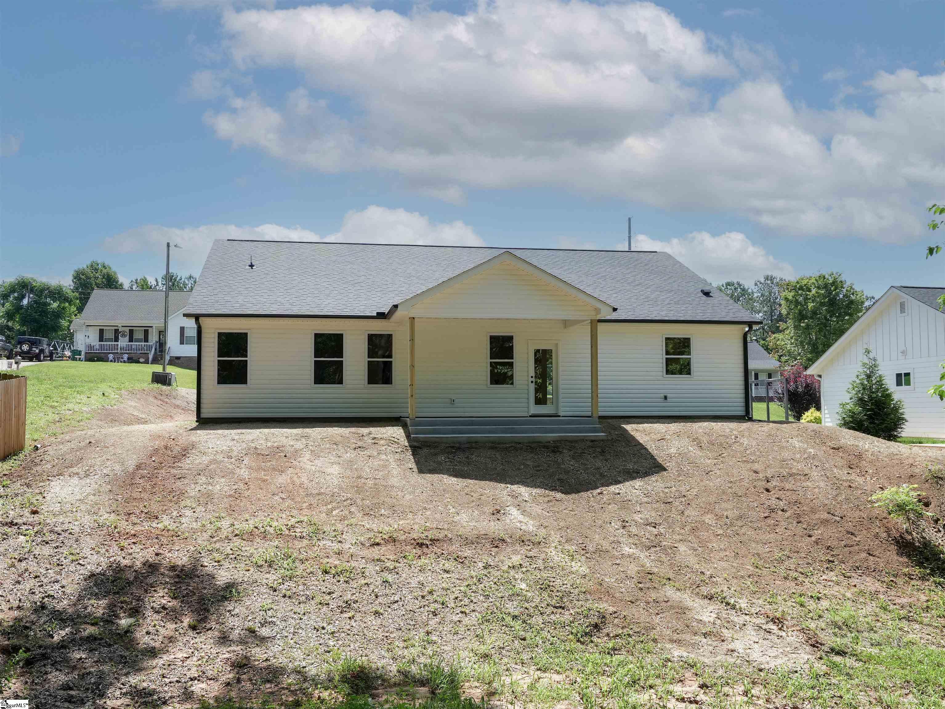 248 Queensbury Way Property Photo 26