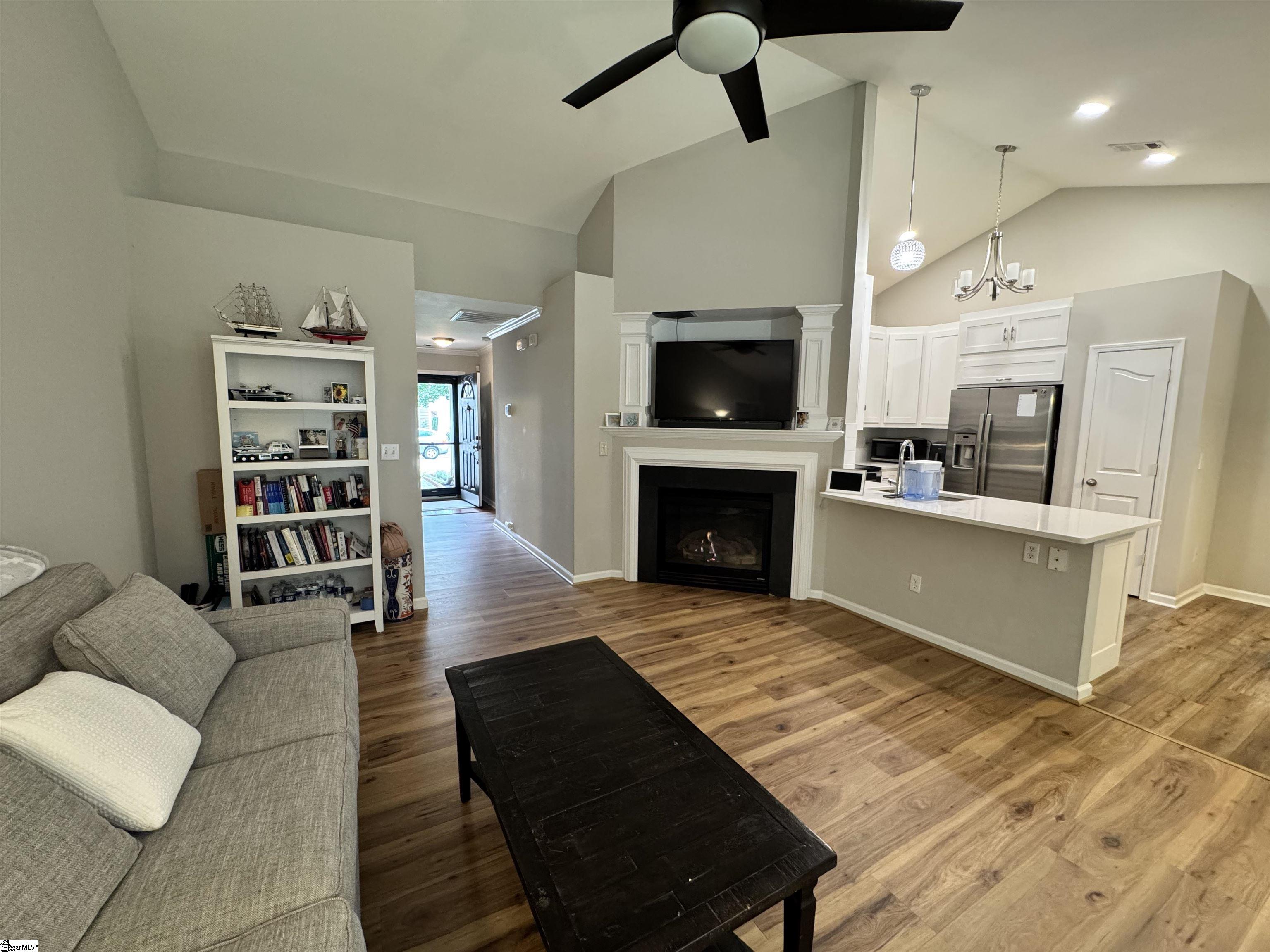 1594896 Property Photo 10