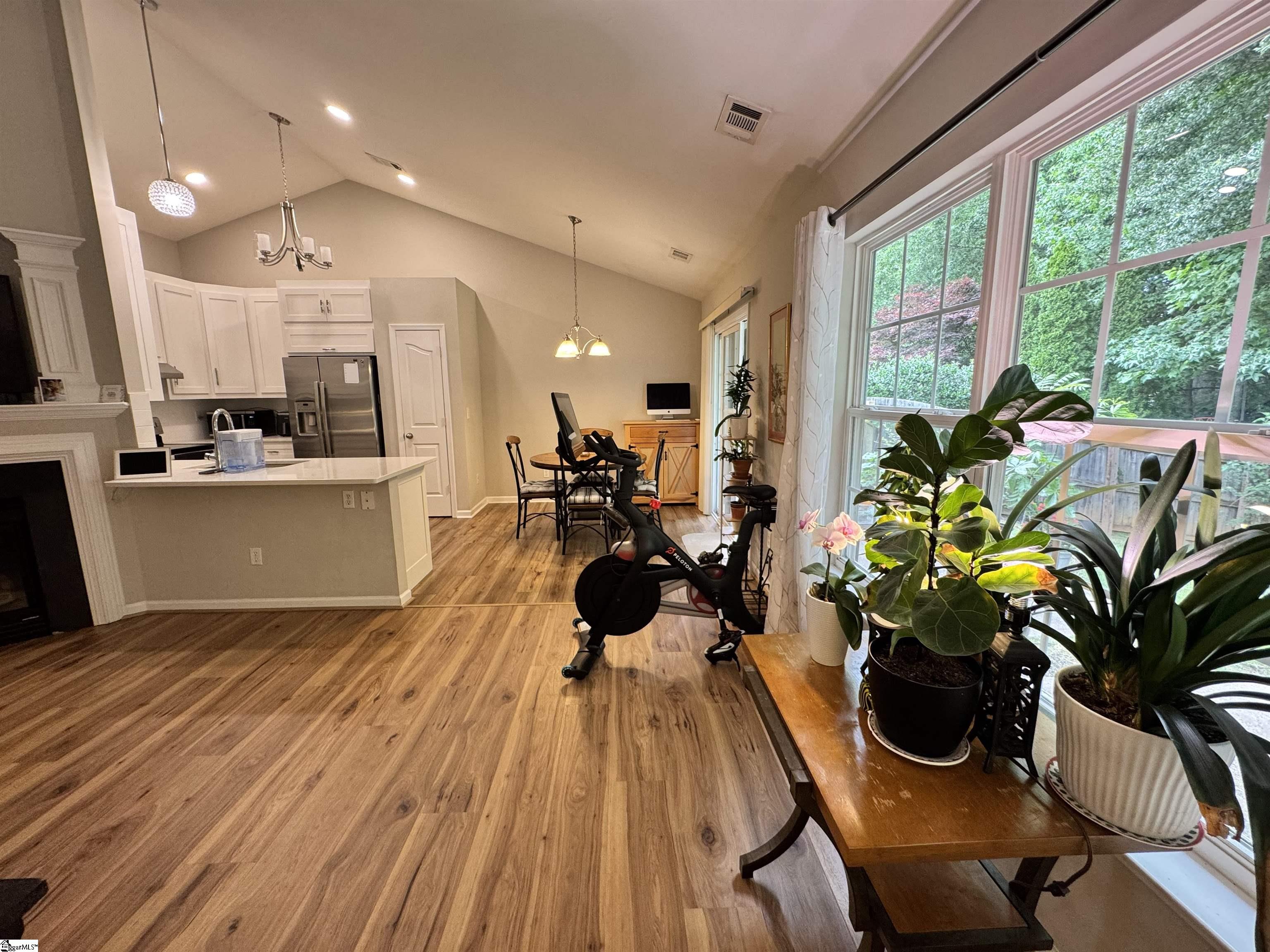 1594896 Property Photo 11