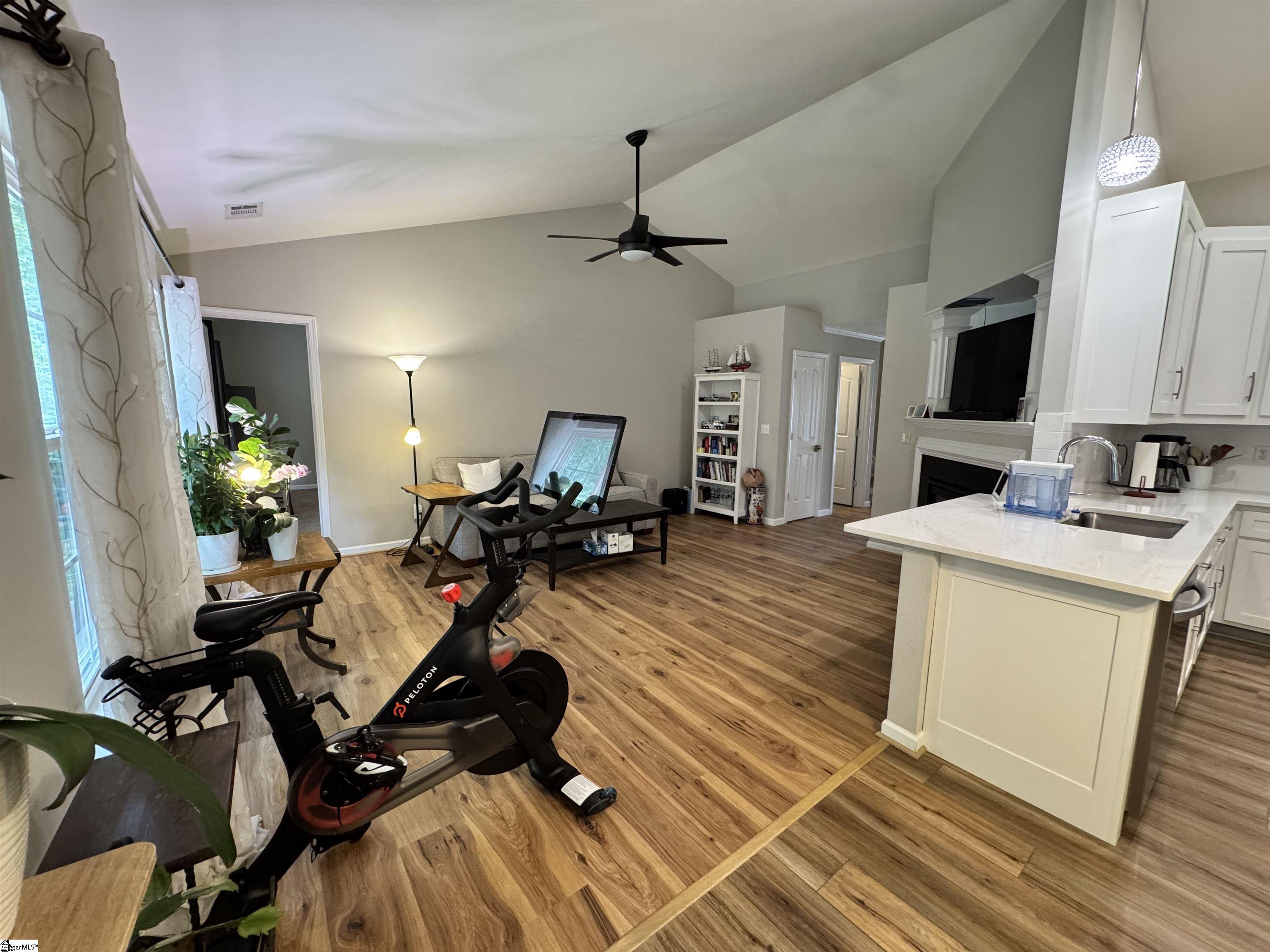 1594896 Property Photo 14