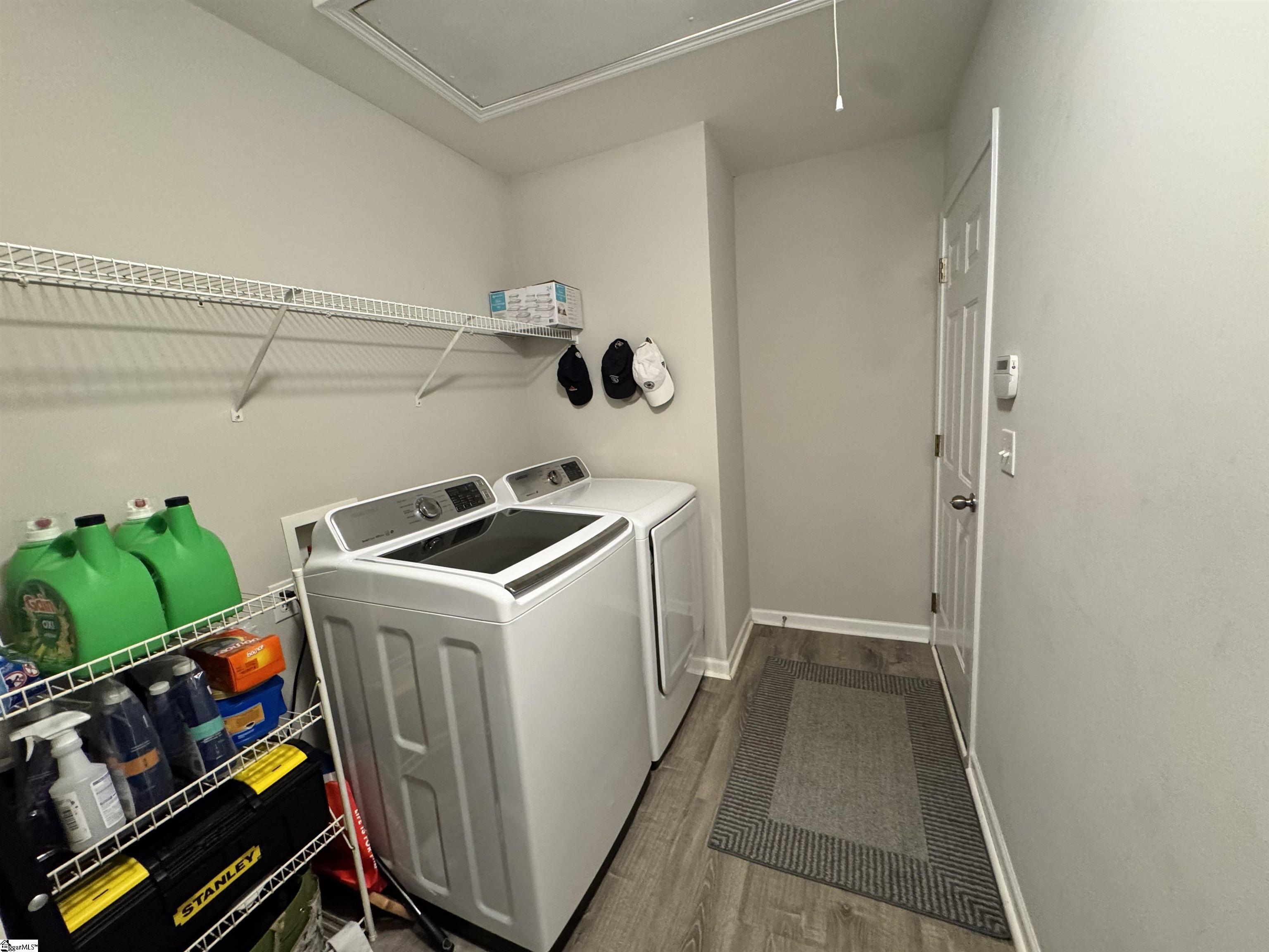 1594896 Property Photo 23