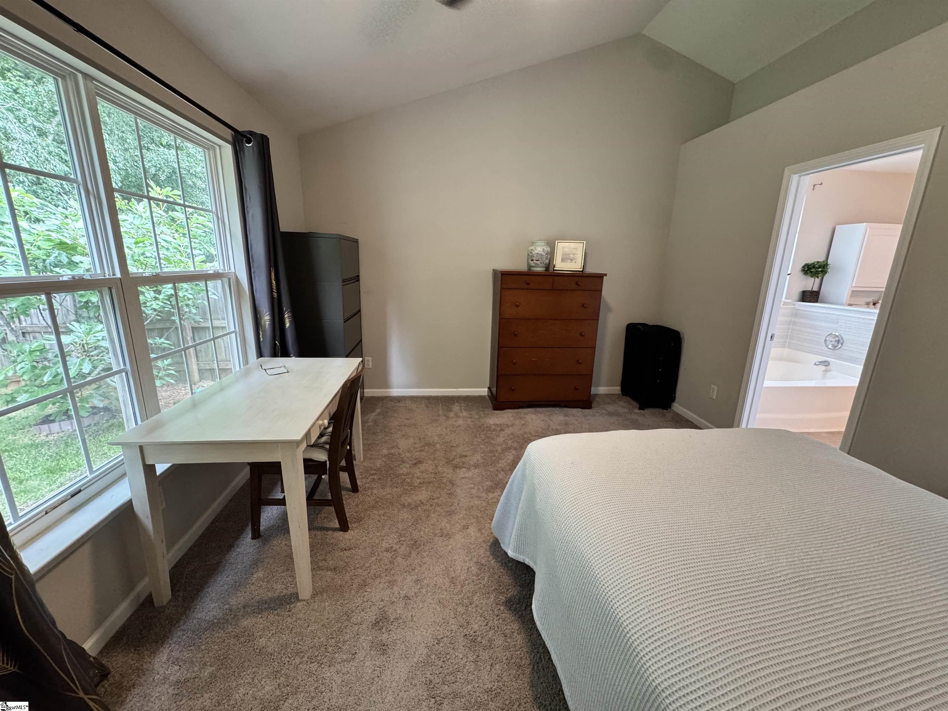 1594896 Property Photo 24