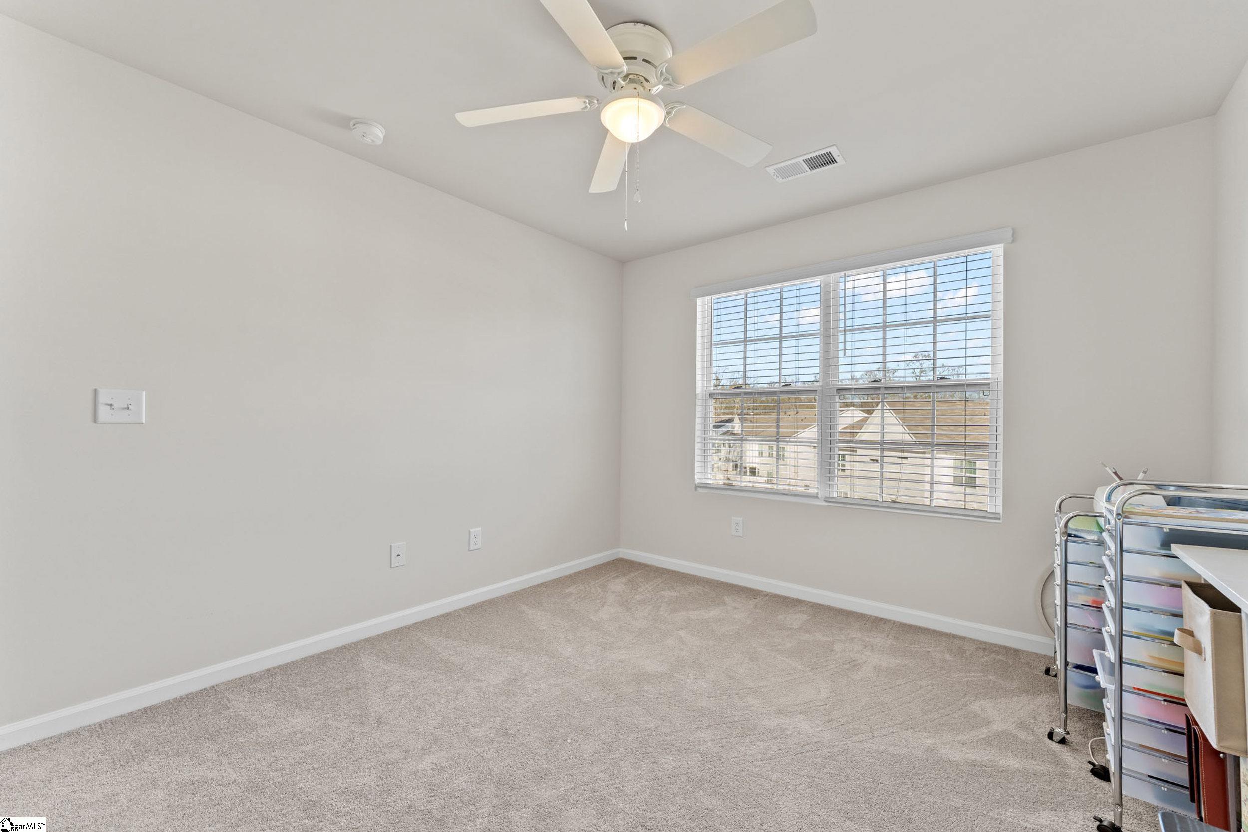 6 Loebner Lane Property Photo 20