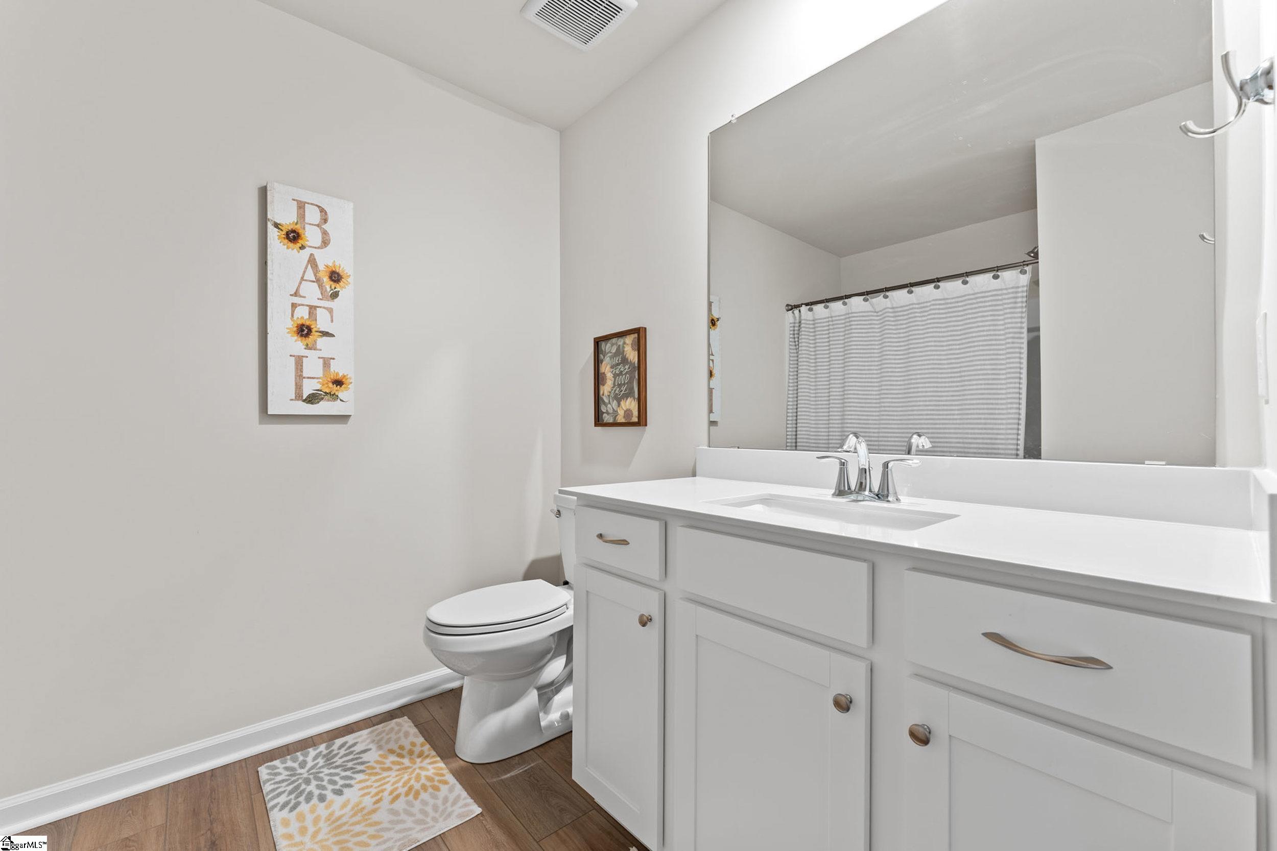 6 Loebner Lane Property Photo 21