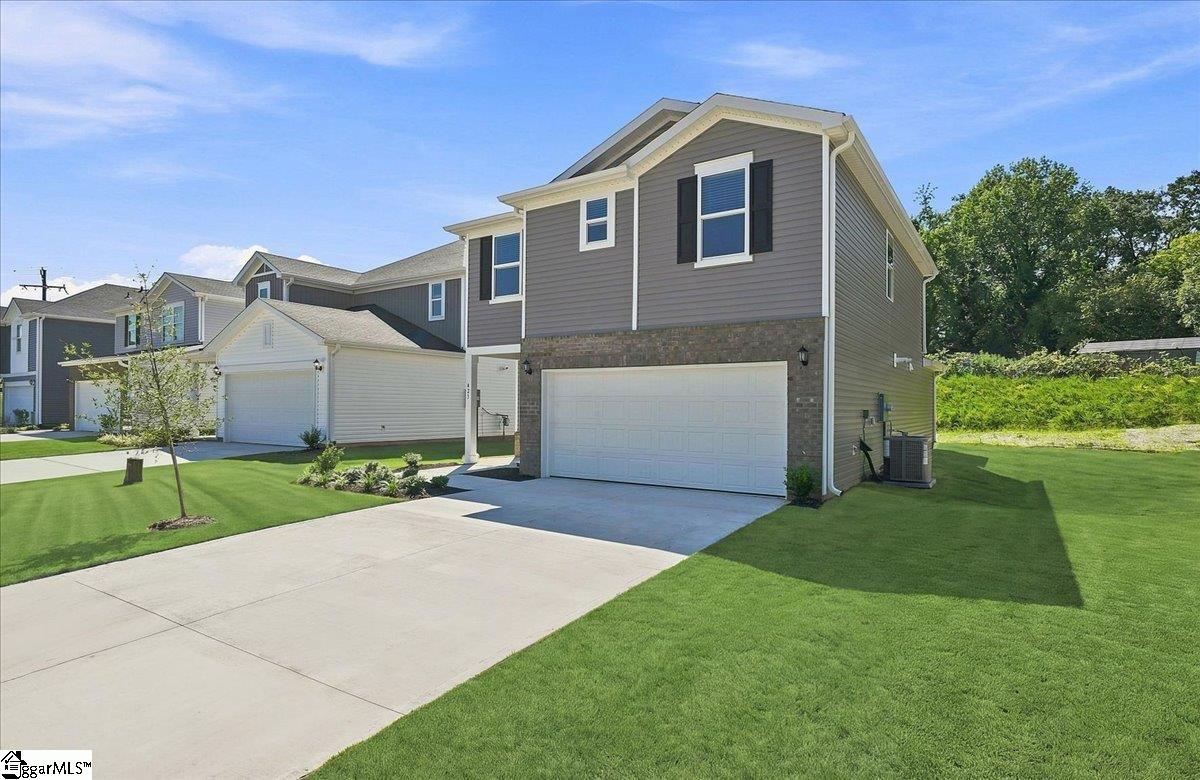 423 Upland Water Court Property Photo 3
