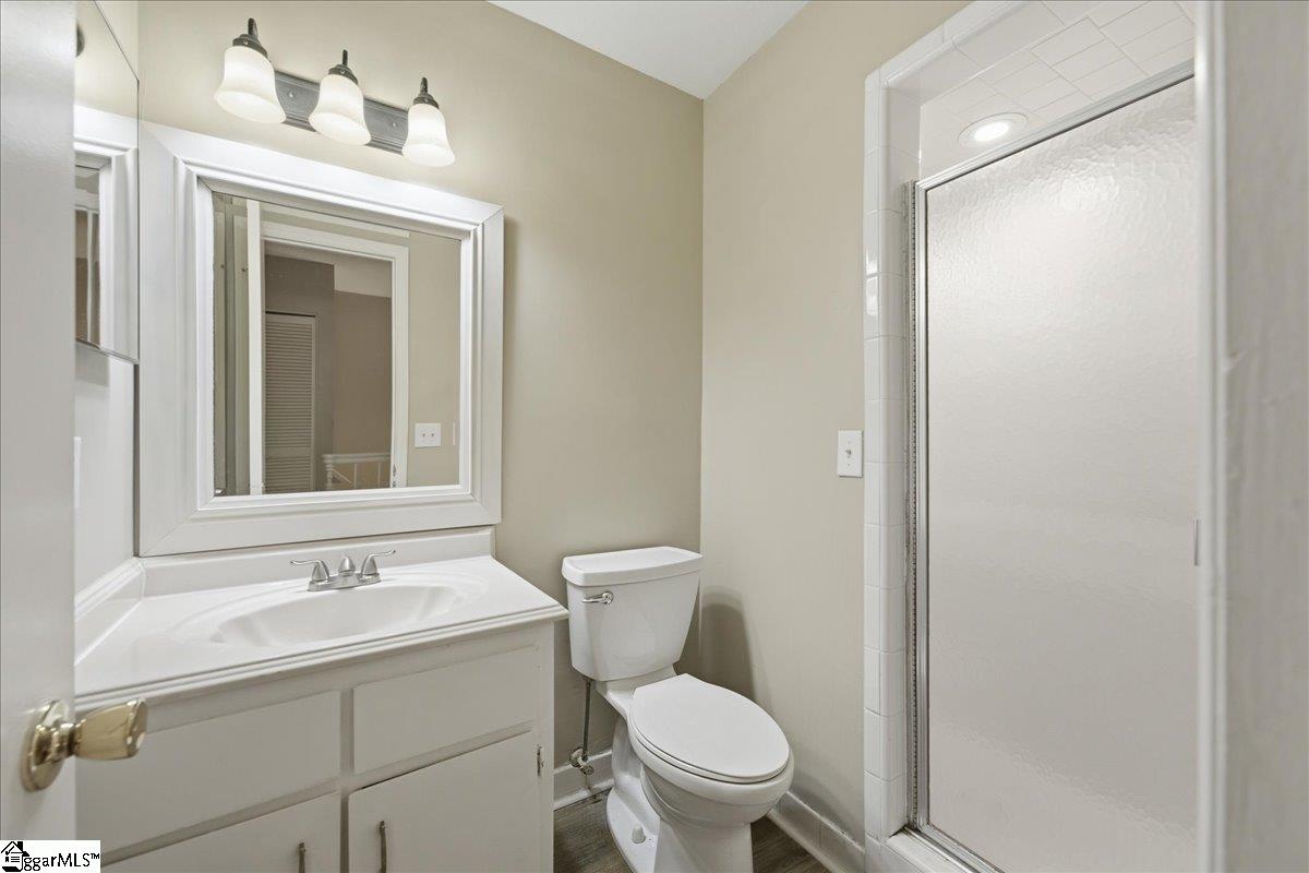 25 Summercreek Drive Property Photo 28