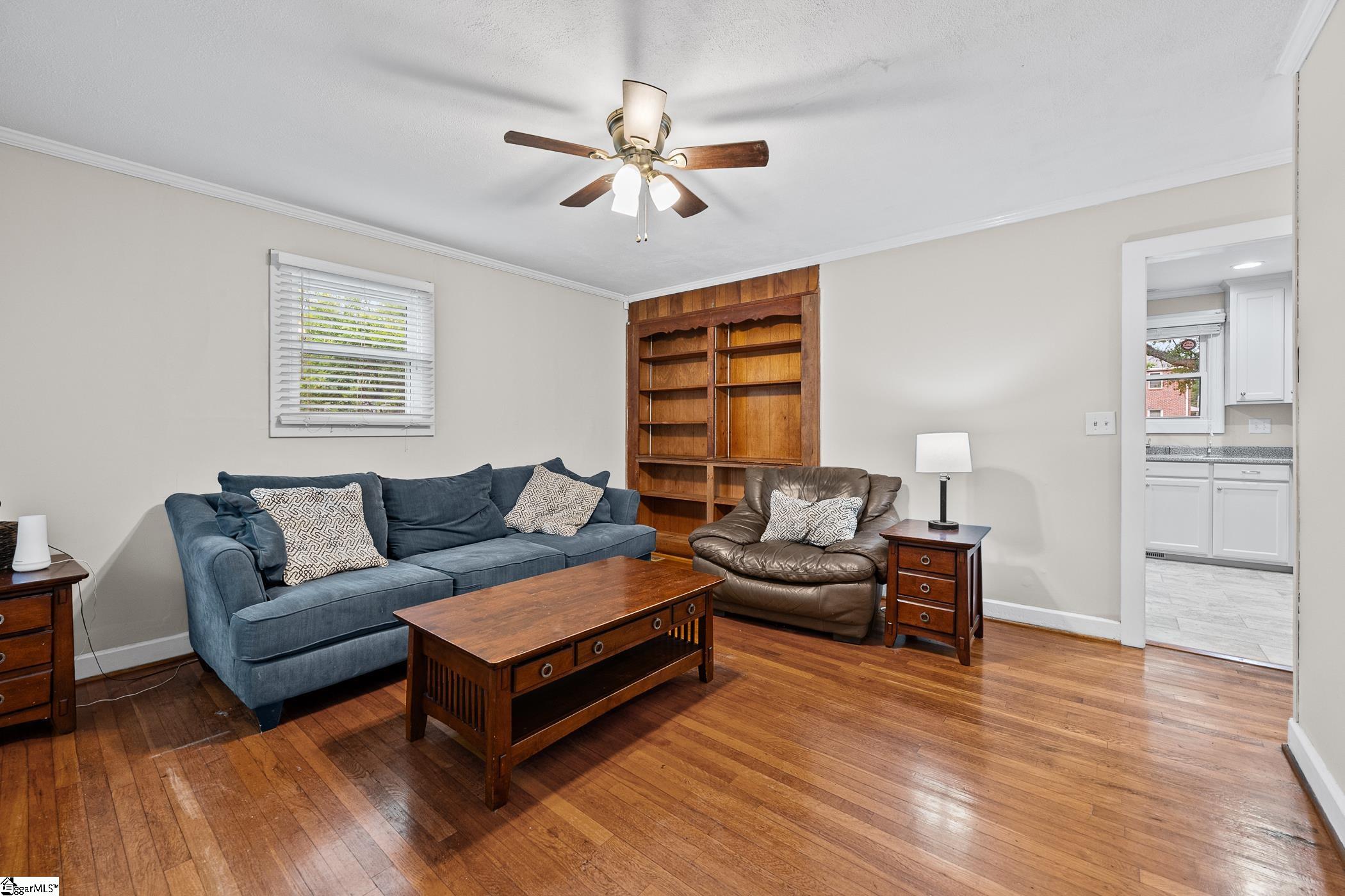 17 Eisenhower Drive Property Photo 6