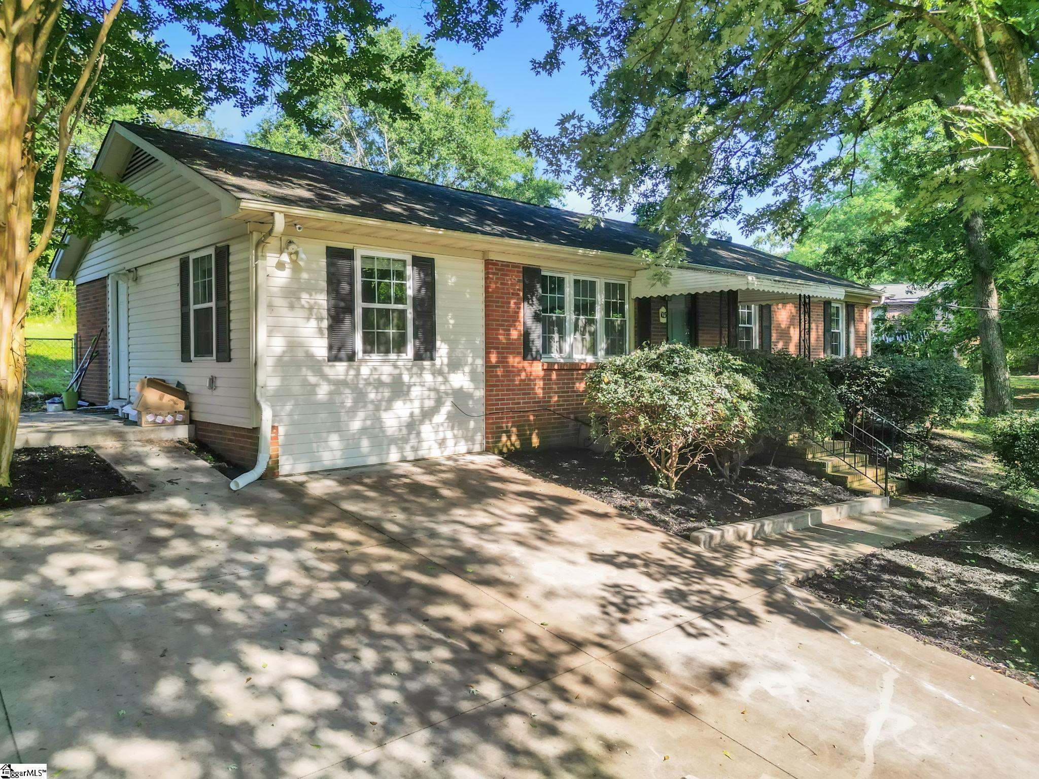 103 Davis Drive Property Photo 6
