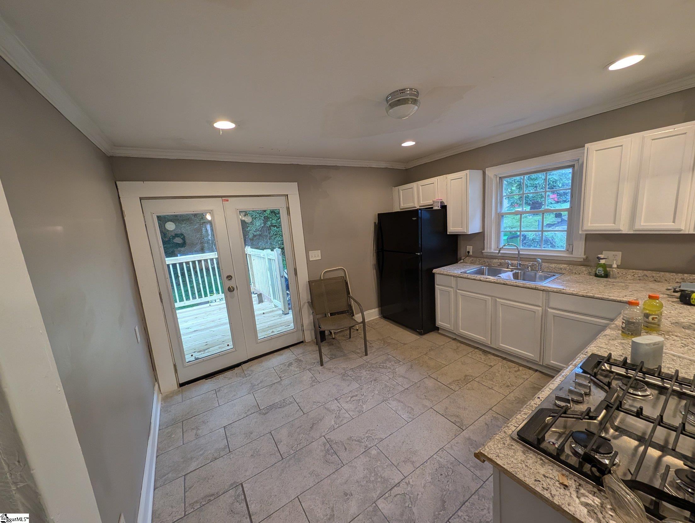 1594985 Property Photo 4