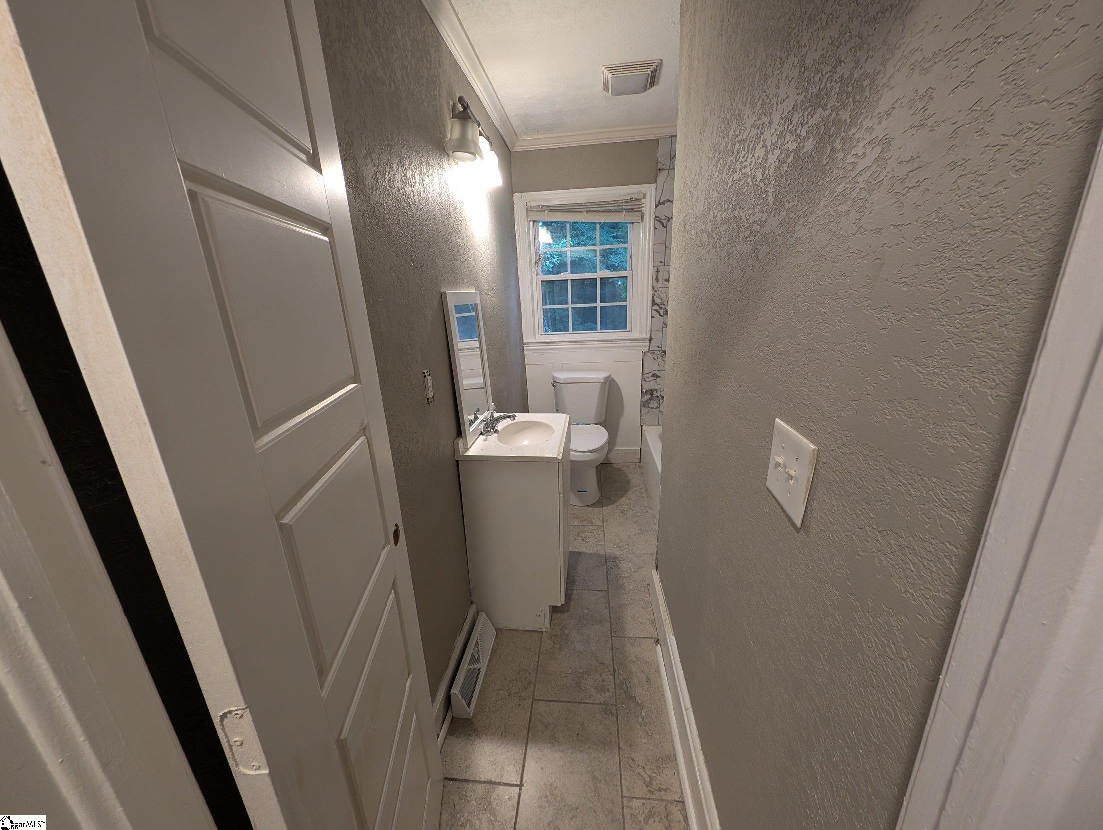 1594985 Property Photo 10