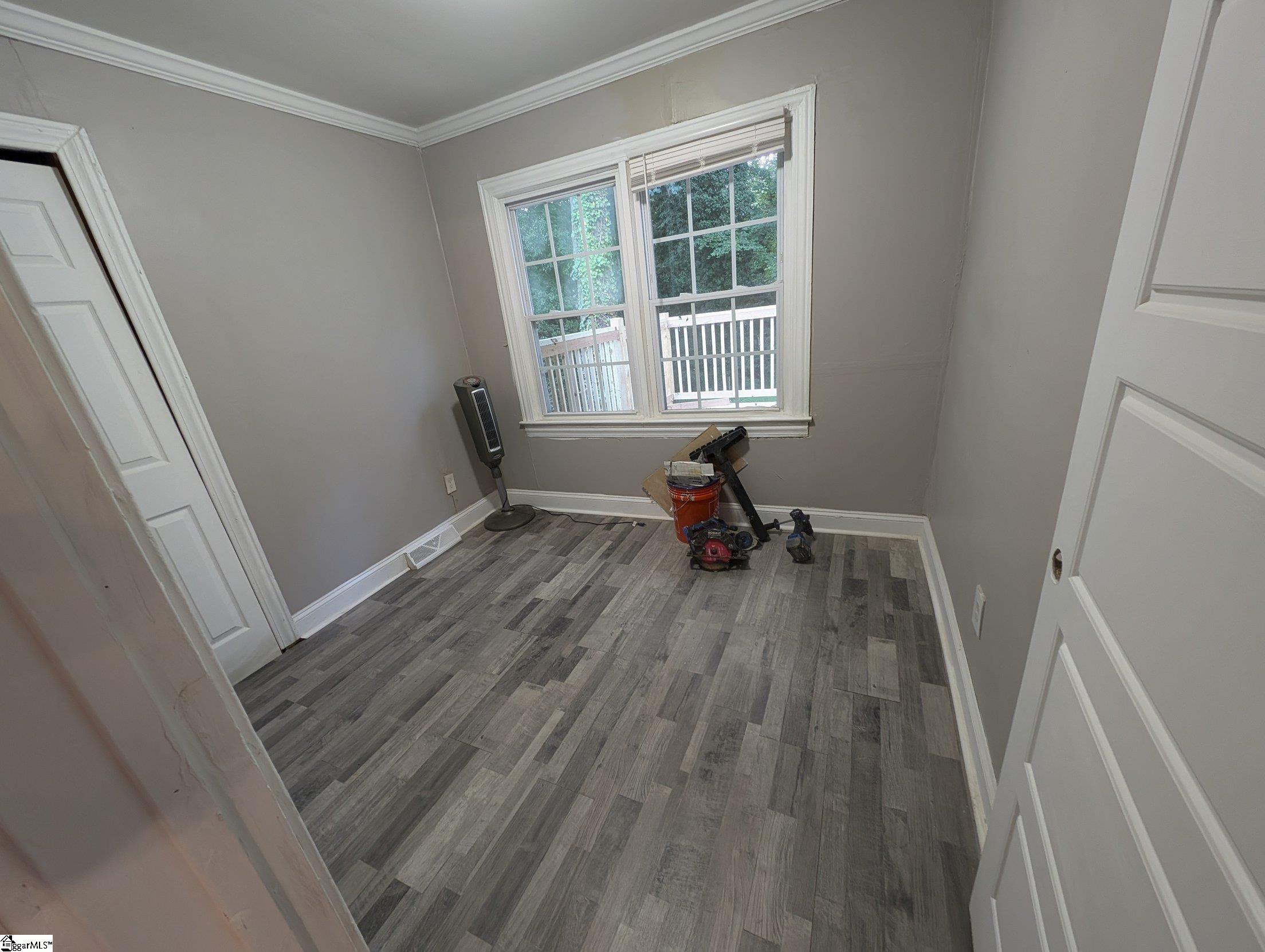 1594985 Property Photo 11