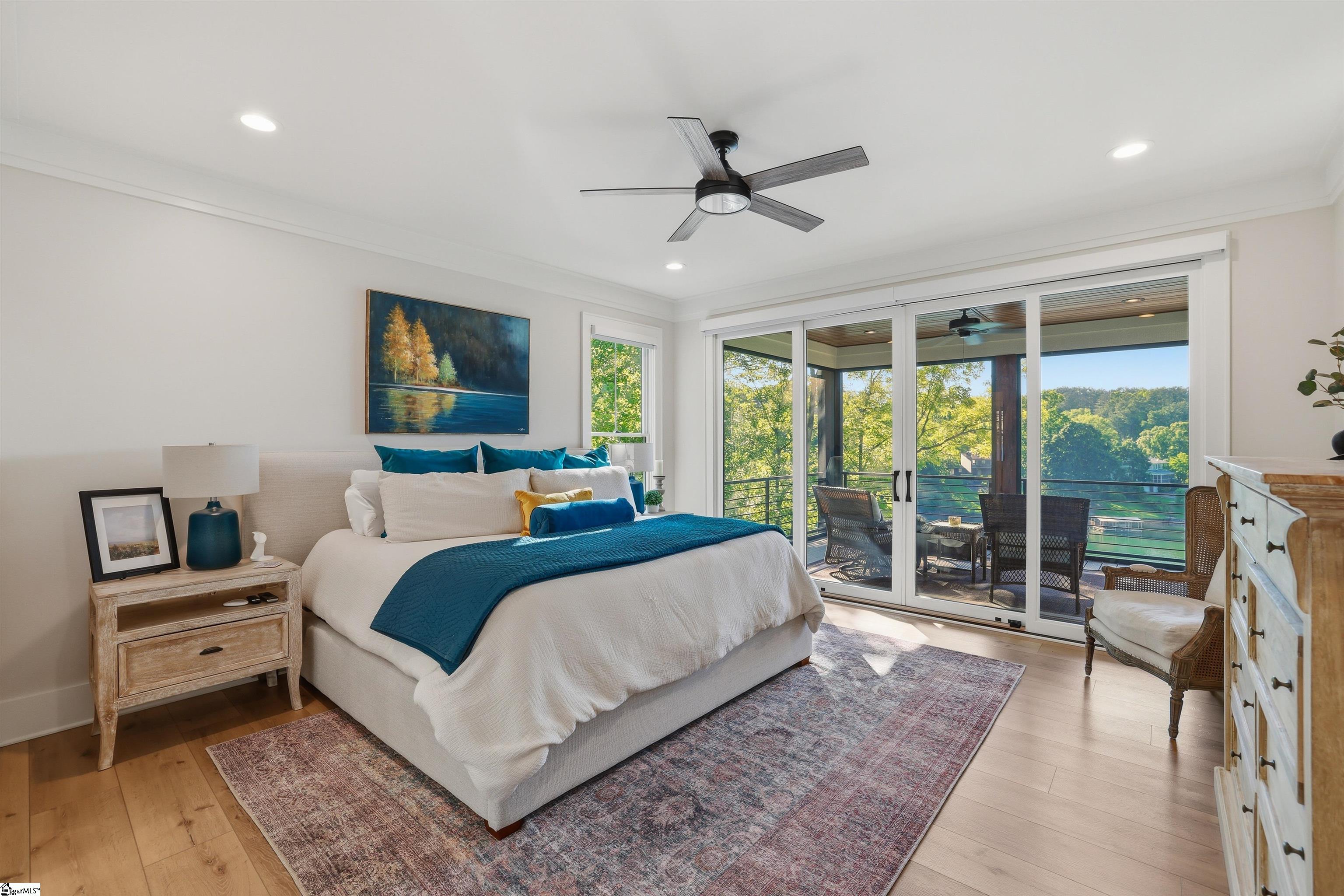 305 Harbor Drive Property Photo 19