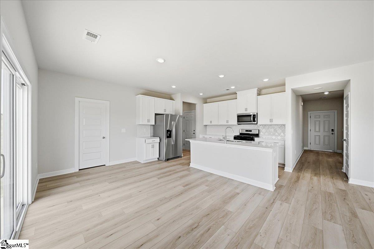 200 Moretz Place Property Photo 8