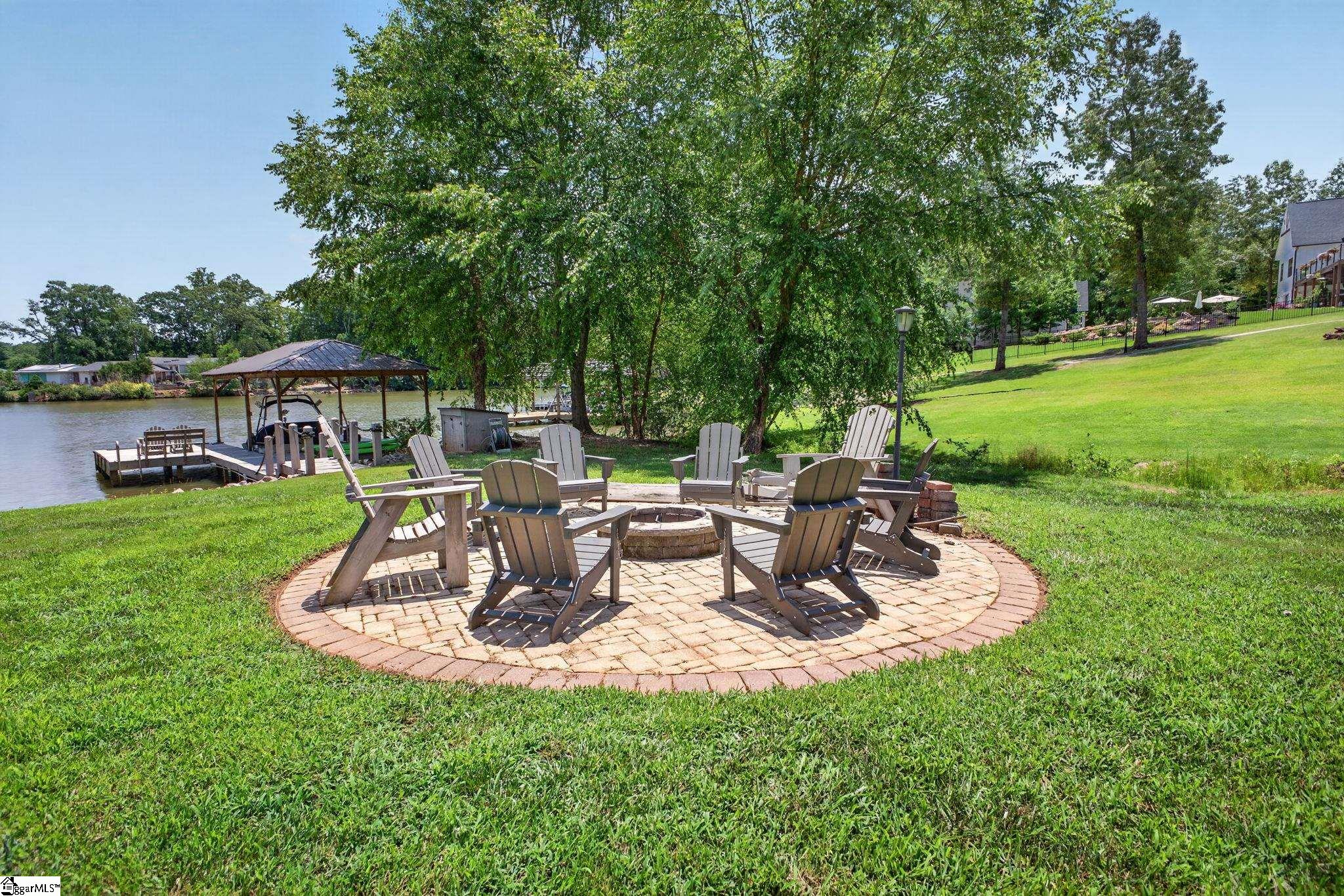 121 Stanridge Court Property Photo 4