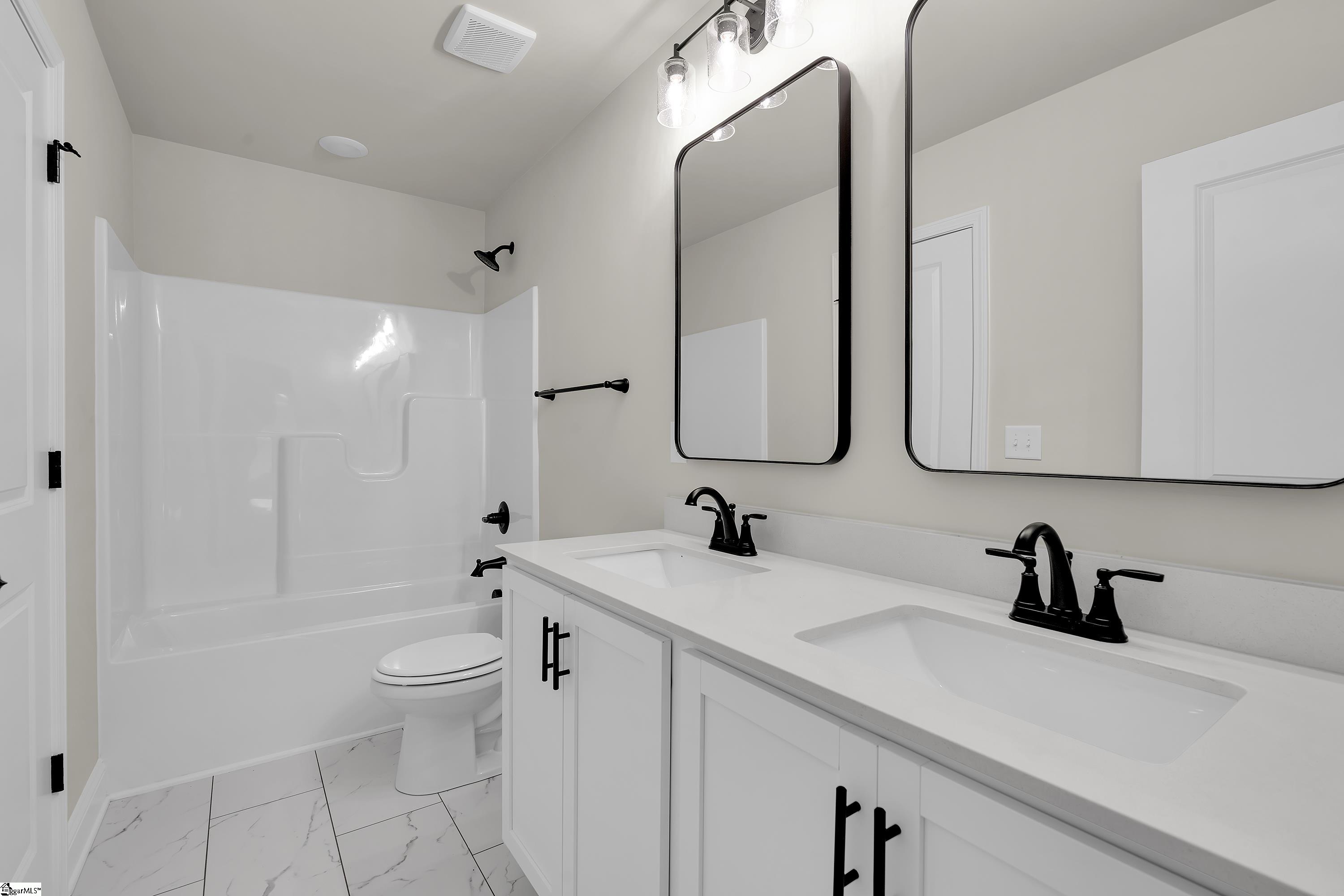 3224 N Highway 101 Property Photo 16