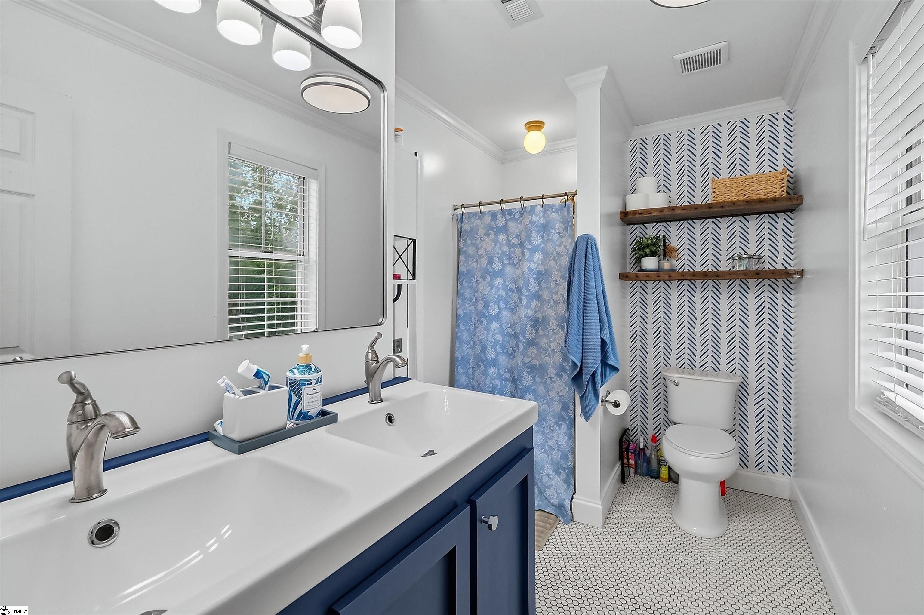 208 Charmar Way Property Photo 14