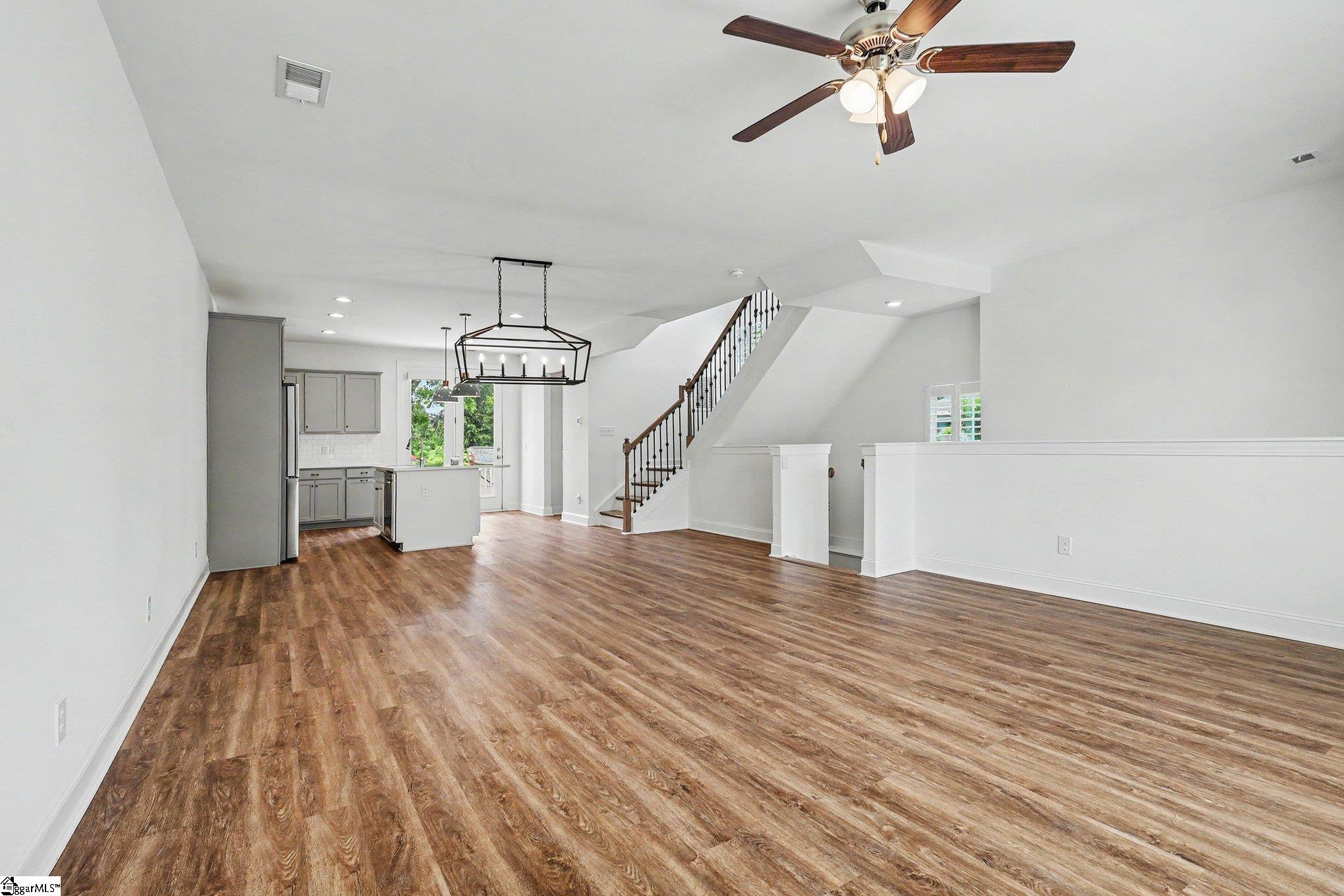 168 Silver Hill Street Property Photo 3