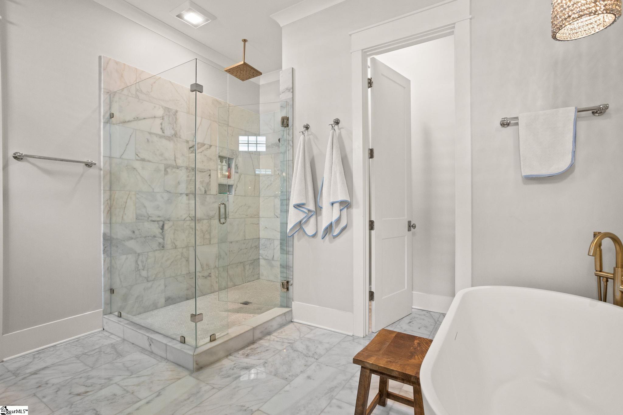 110 Newman Street Property Photo 29